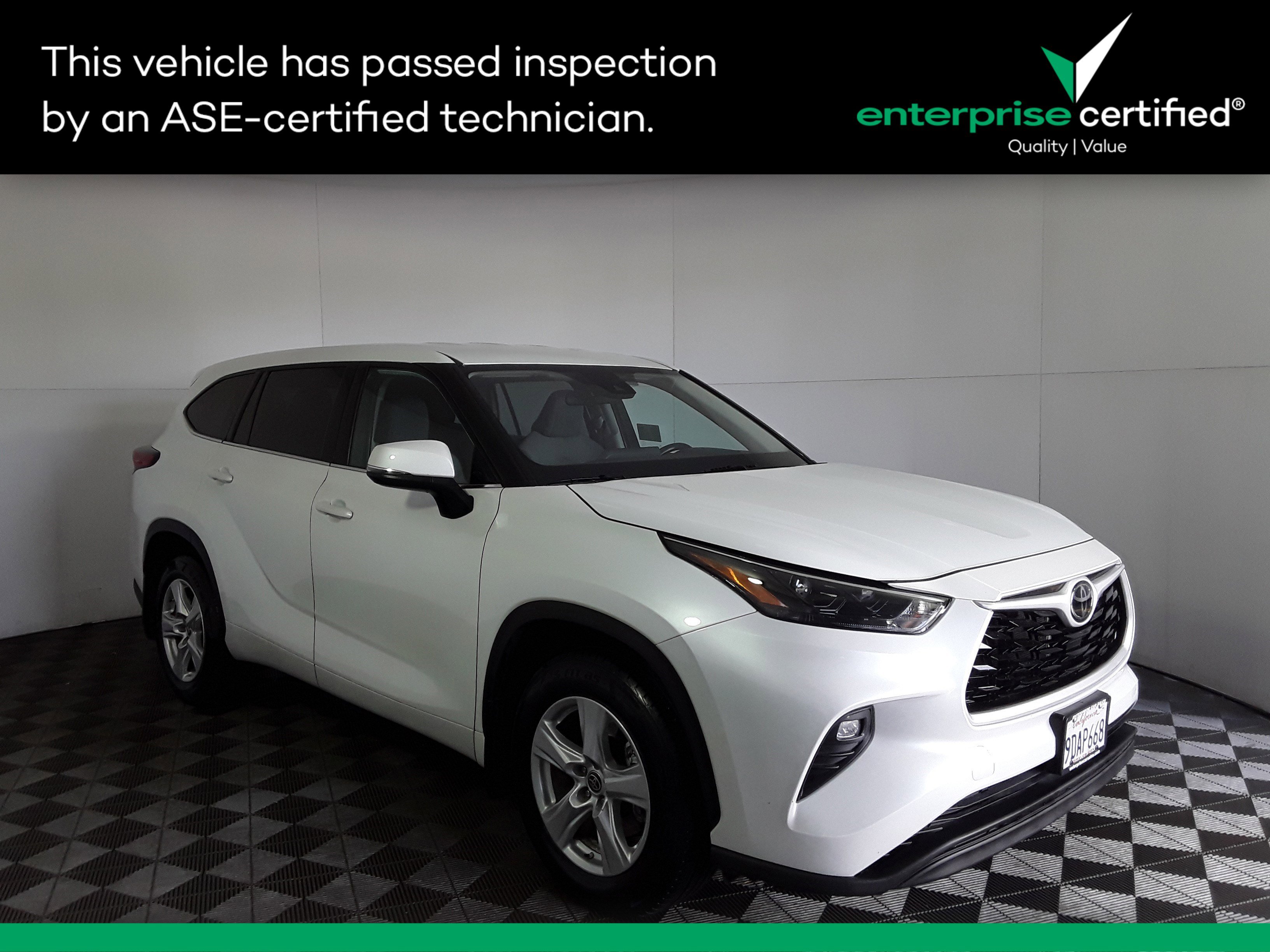 2022 Toyota Highlander LE FWD