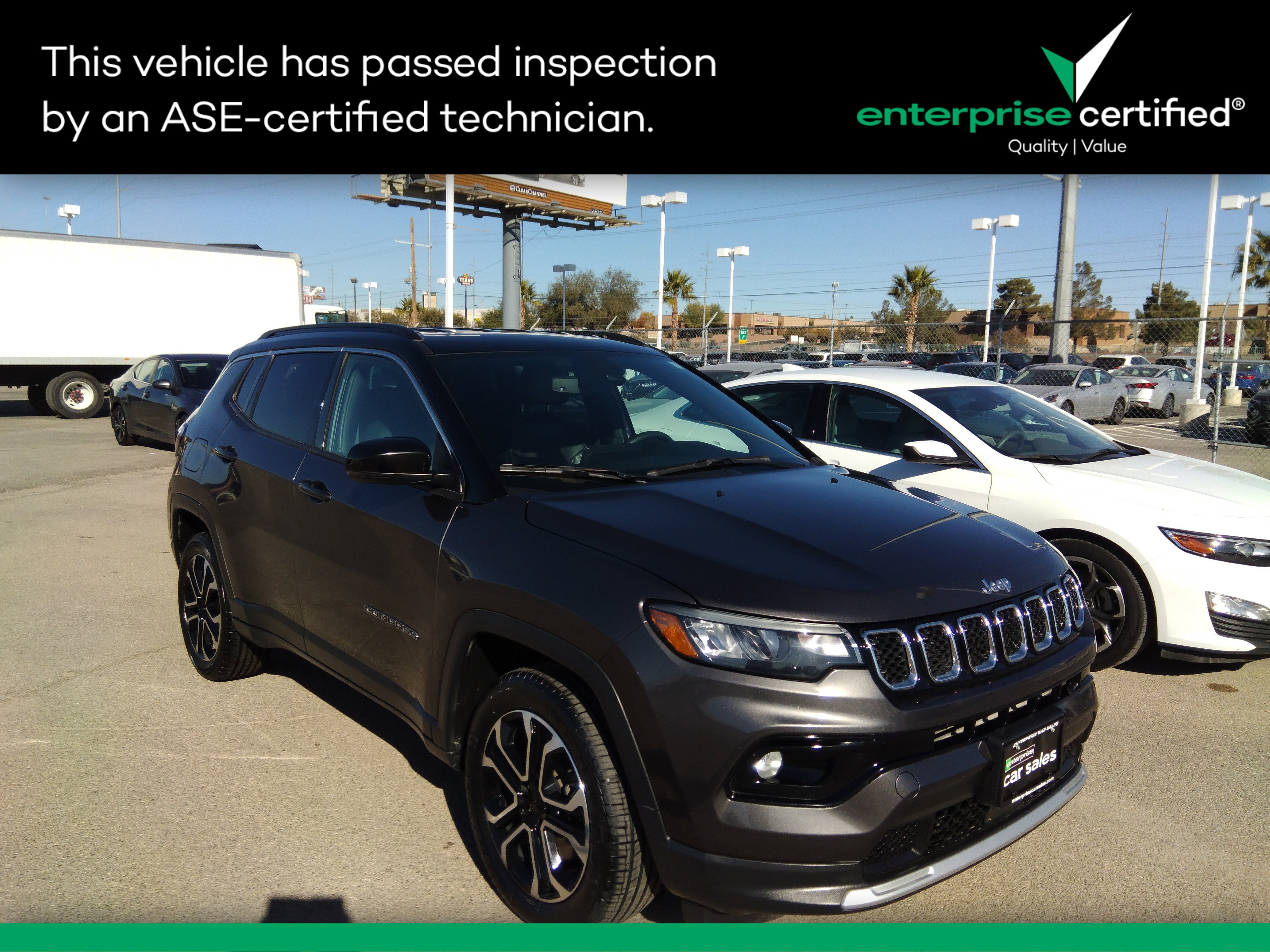 2023 Jeep Compass Limited's photo