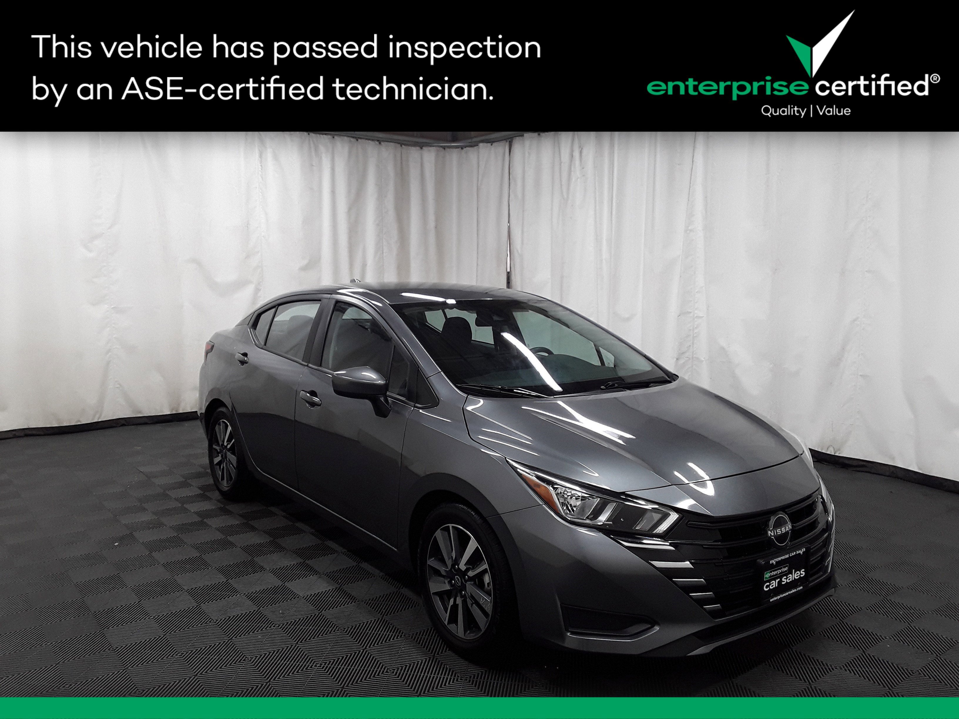 2023 Nissan Versa SV CVT