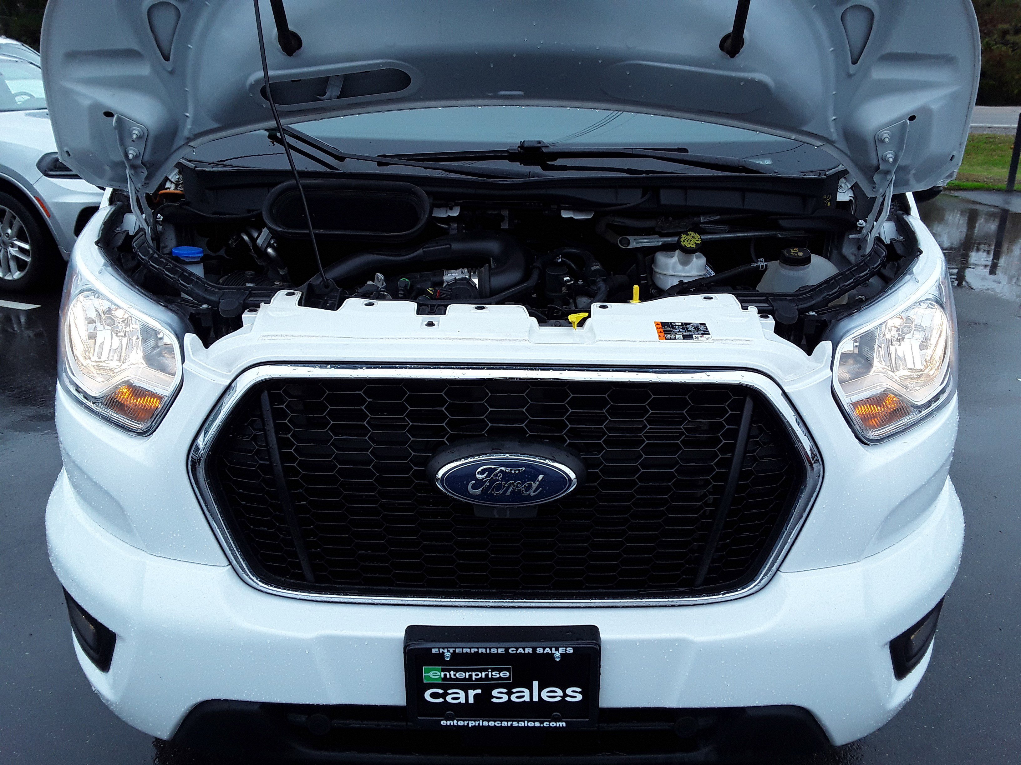 Image of Used 2022 Ford Transit Passenger Wagon T-350 148" Low Roof XLT RWD