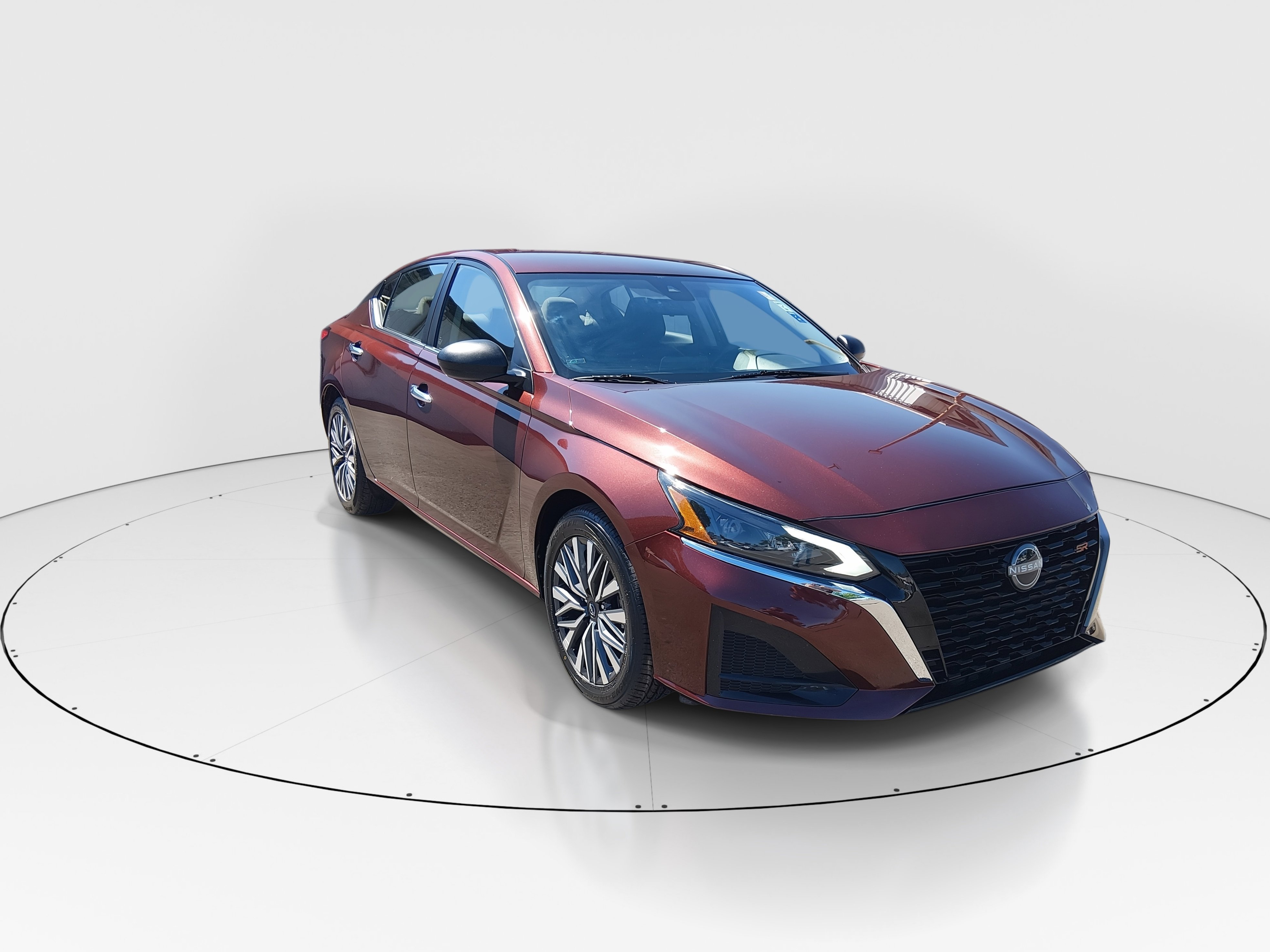 Used 2024 Nissan Altima 2.5 SV Sedan