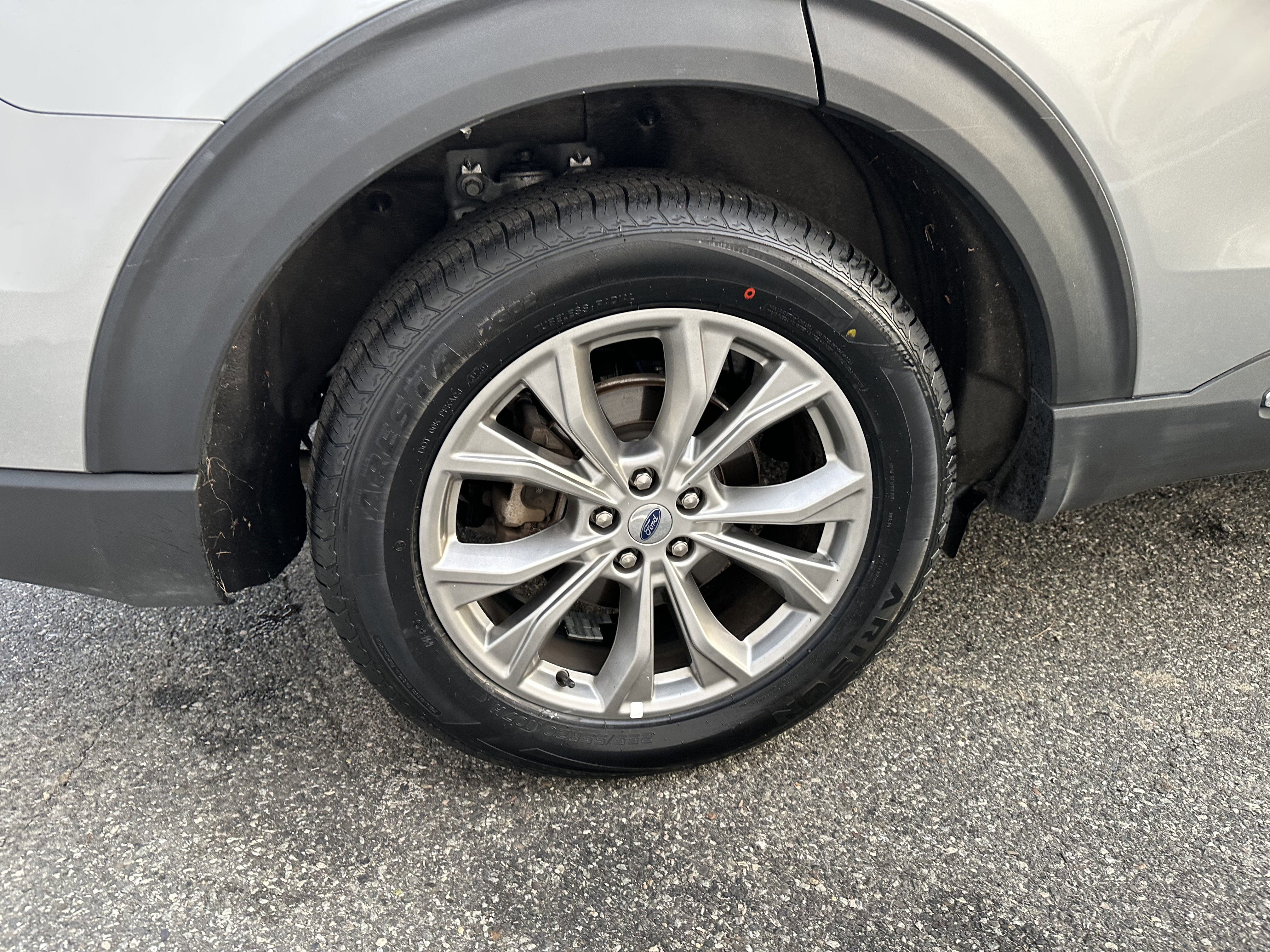 Image of Used 2023 Ford Explorer Limited 4WD