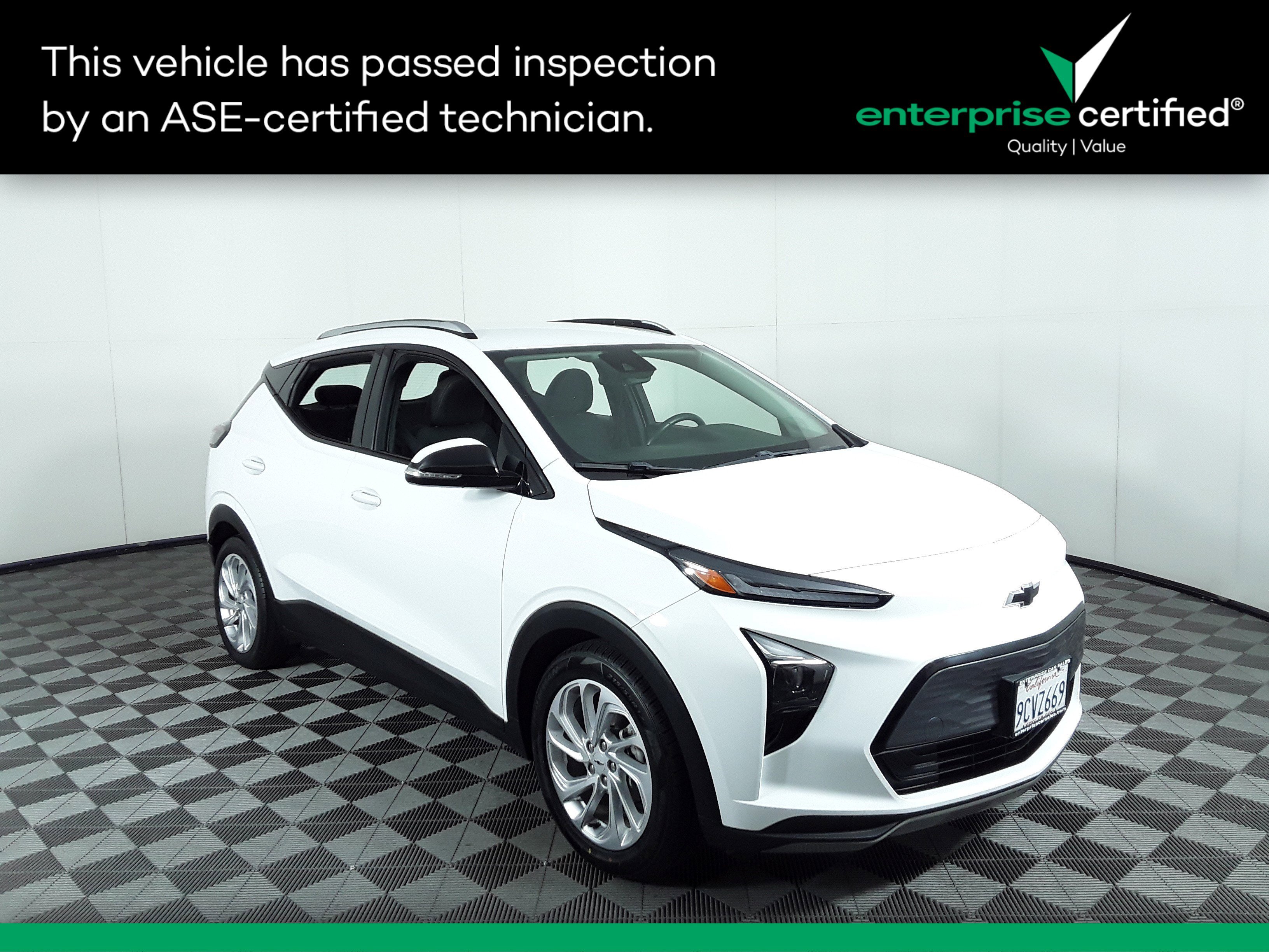 2022 Chevrolet Bolt EUV LT's photo