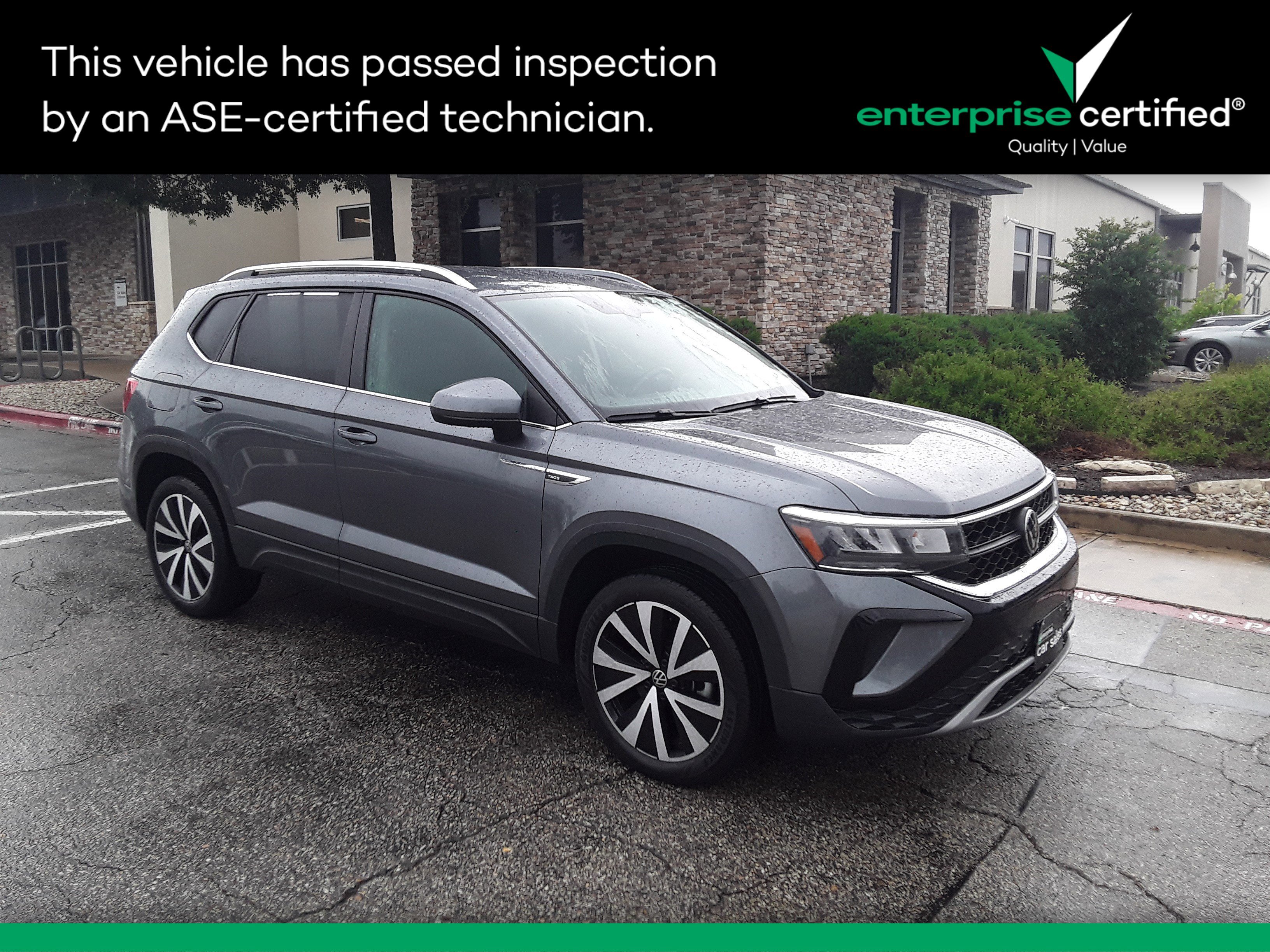 2024 Volkswagen Taos SE FWD