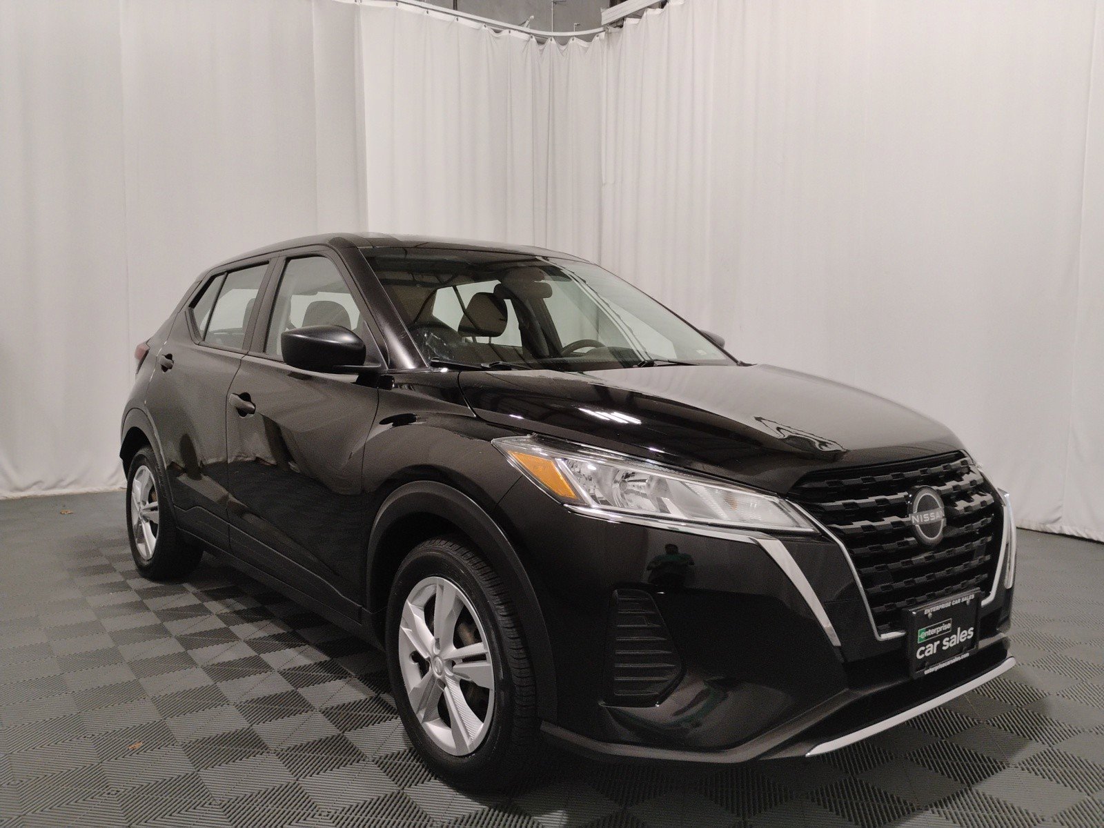 Used 2022 Nissan Kicks S FWD