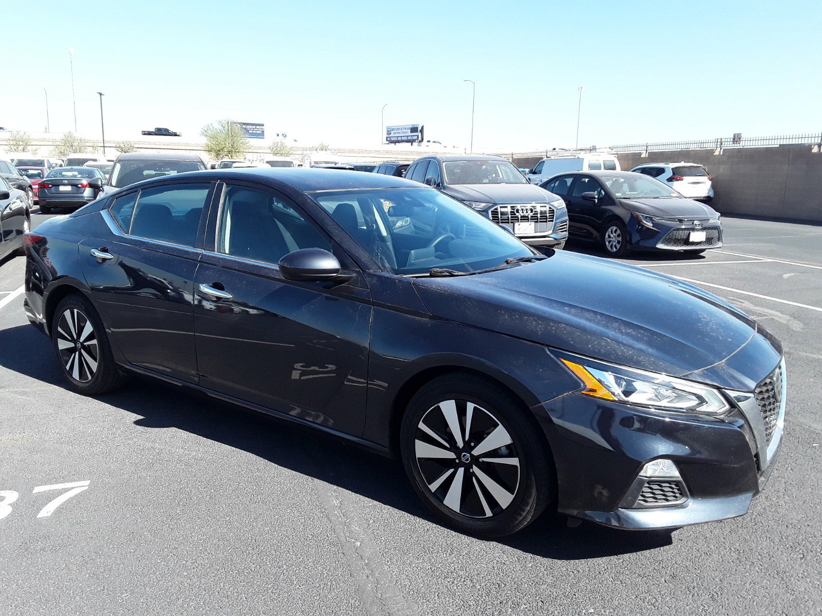 2022 Nissan Altima 2.5 SV Sedan