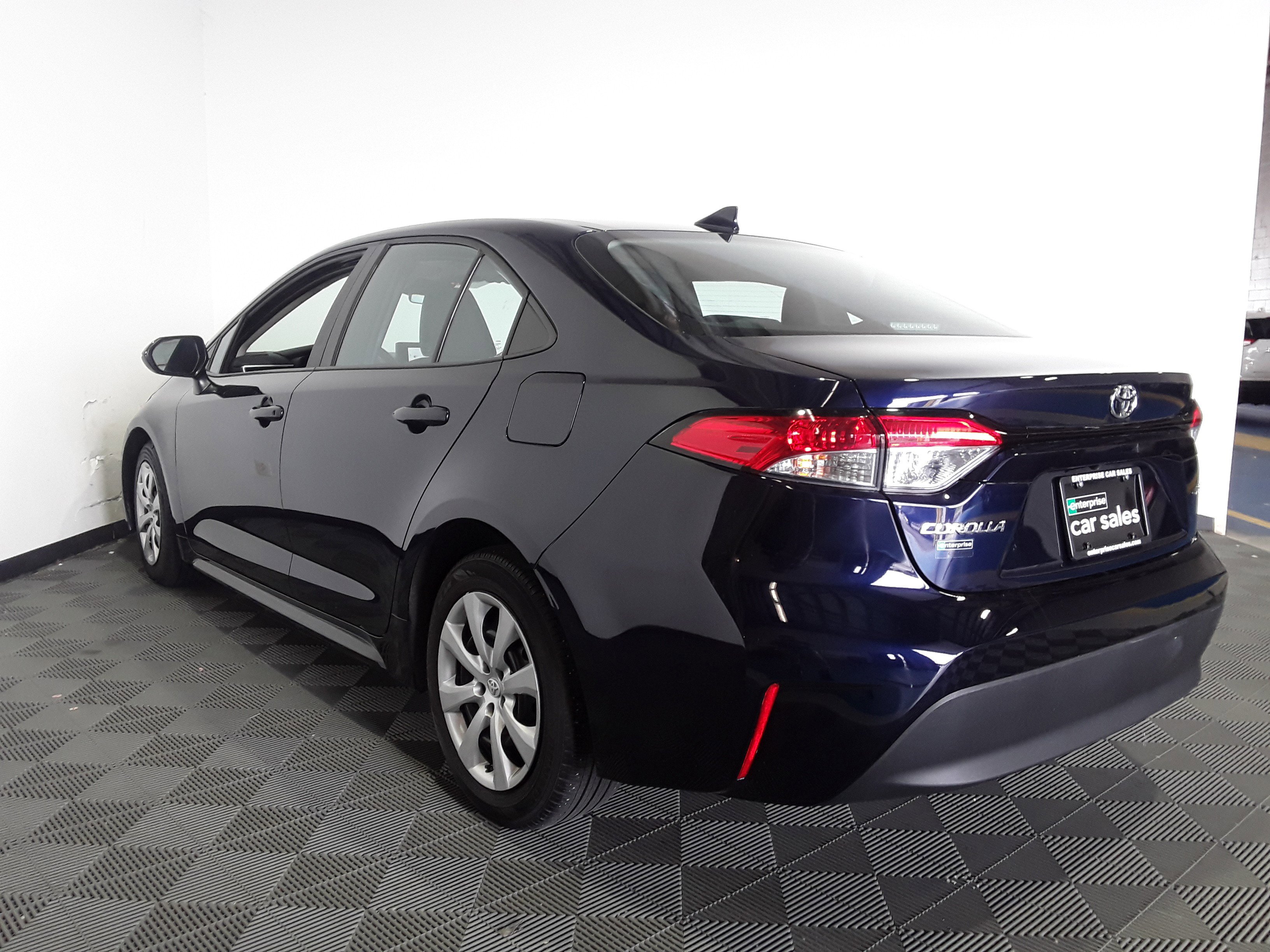Image 3 of Used 2023 Toyota Corolla LE CVT