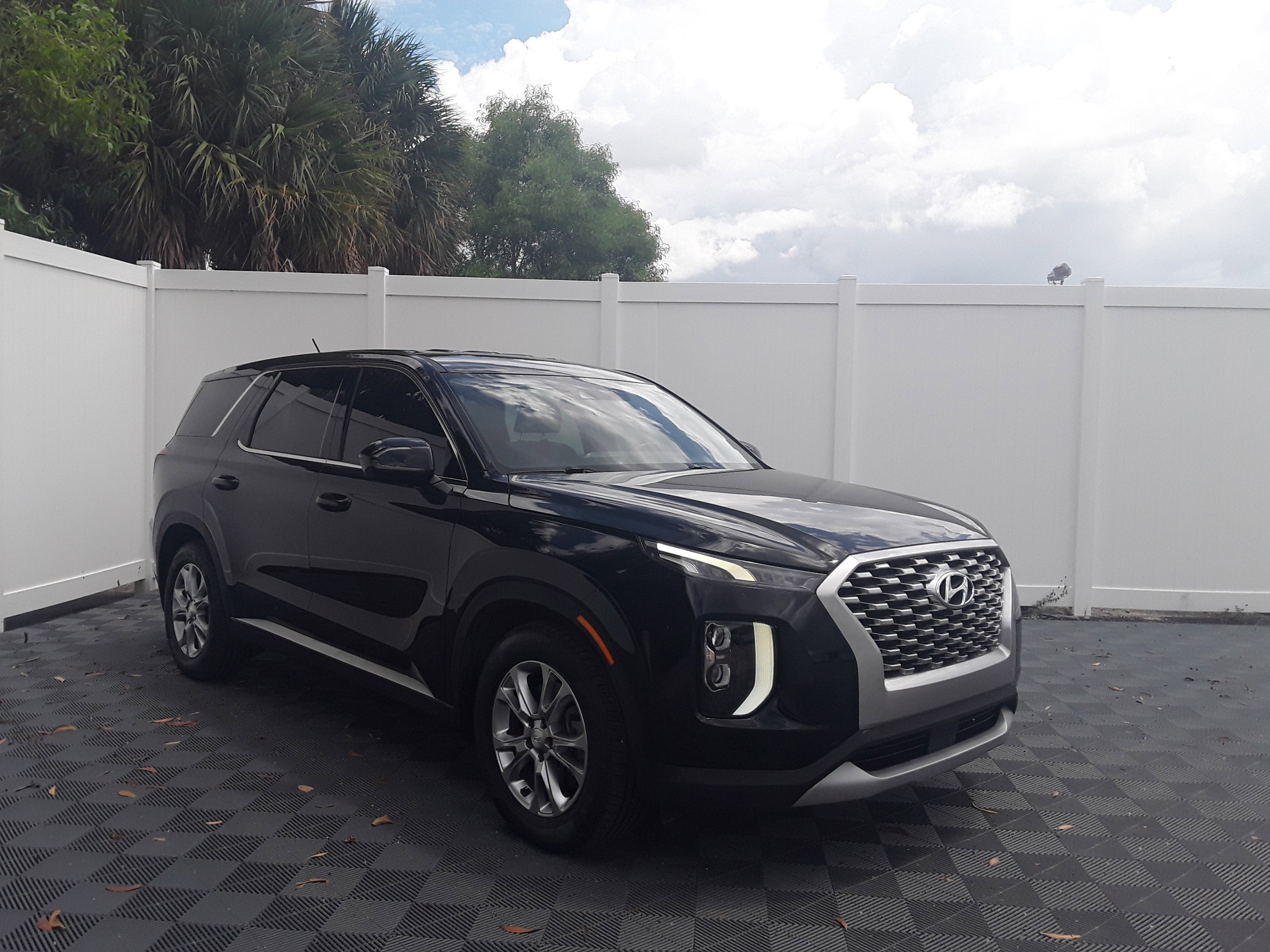 2022 Hyundai Palisade SE's photo