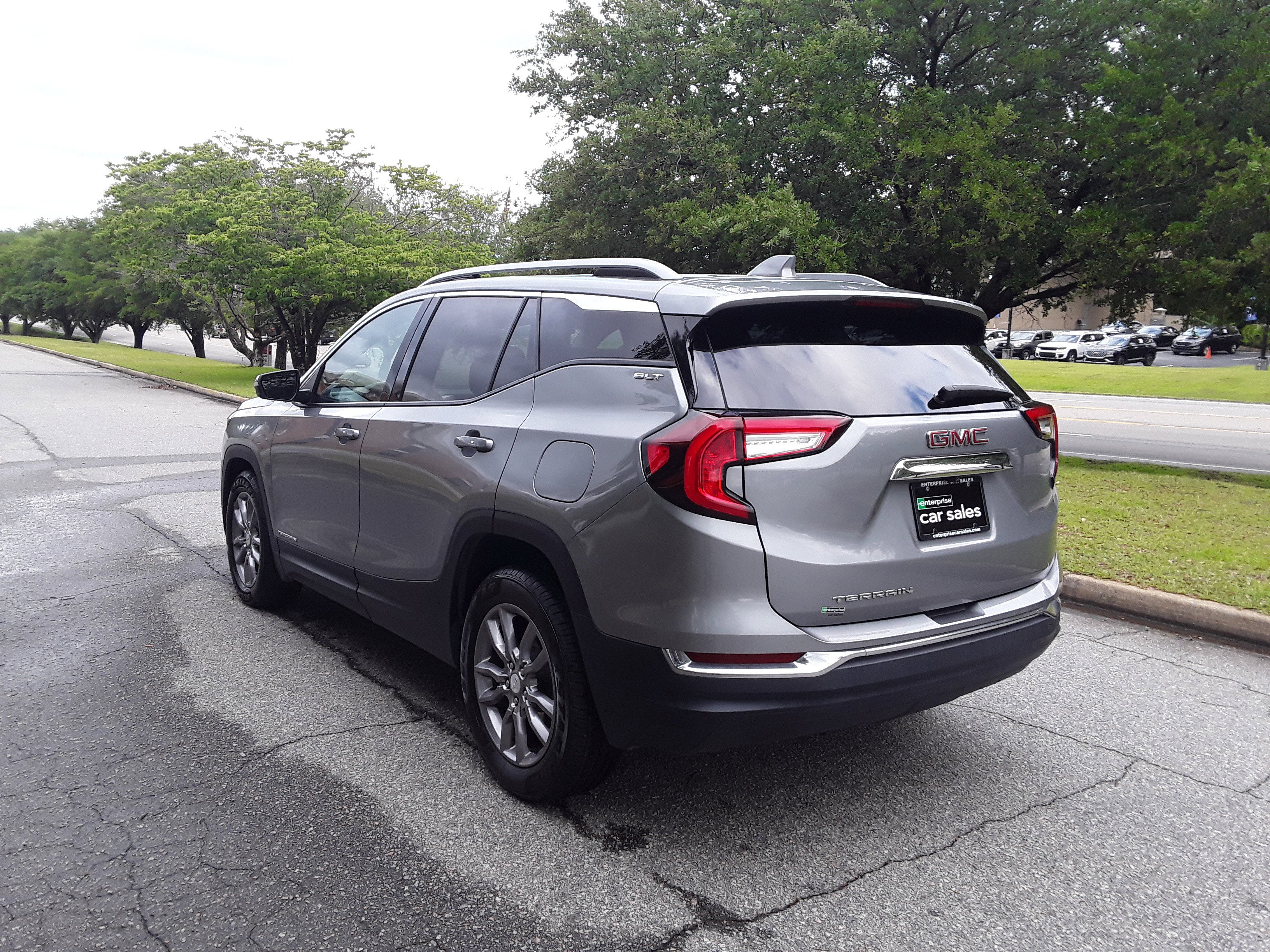 Image 5 of Used 2023 GMC Terrain SLT FWD 4dr