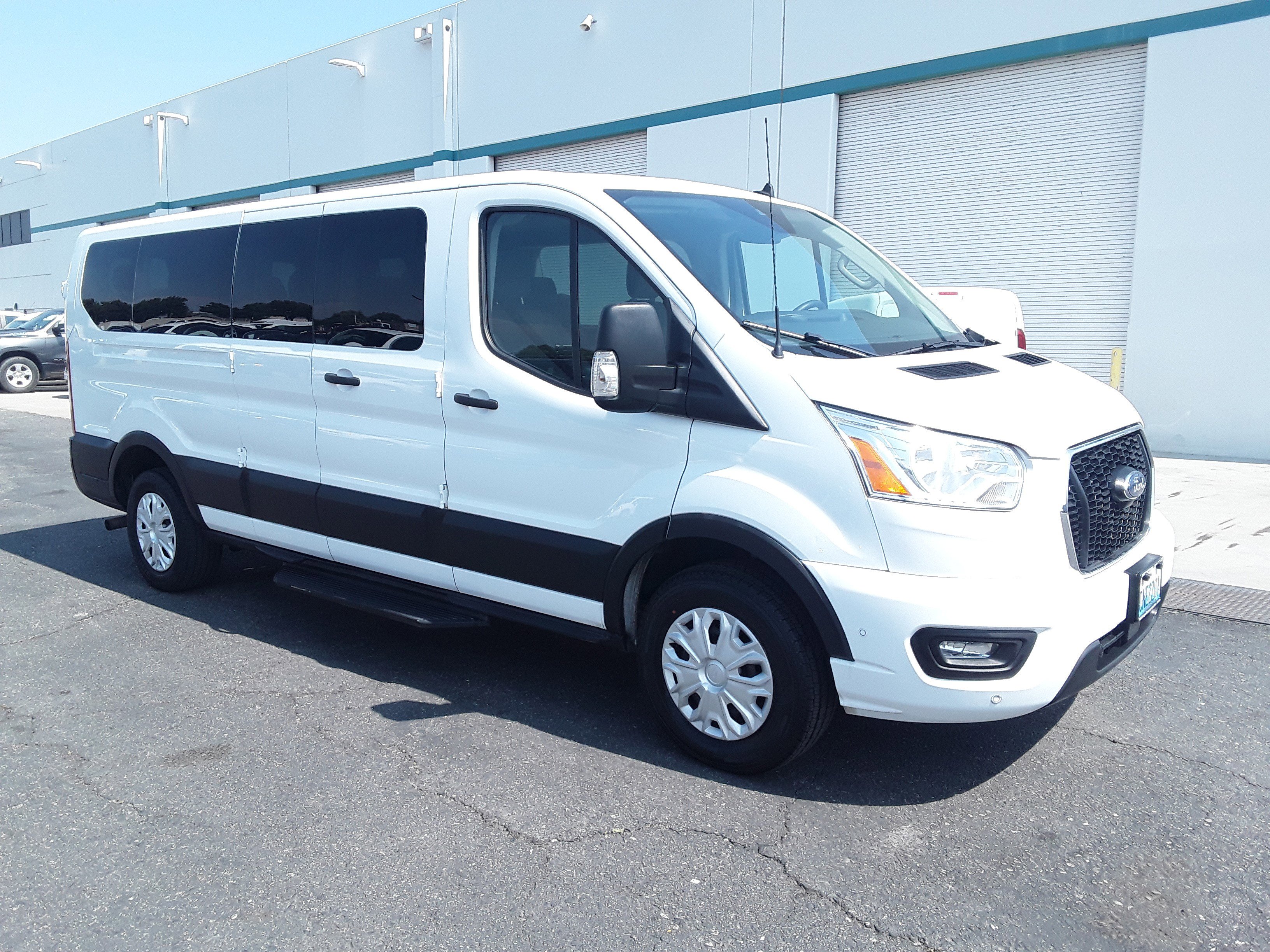 2021 Ford Transit Passenger Wagon T-350 148