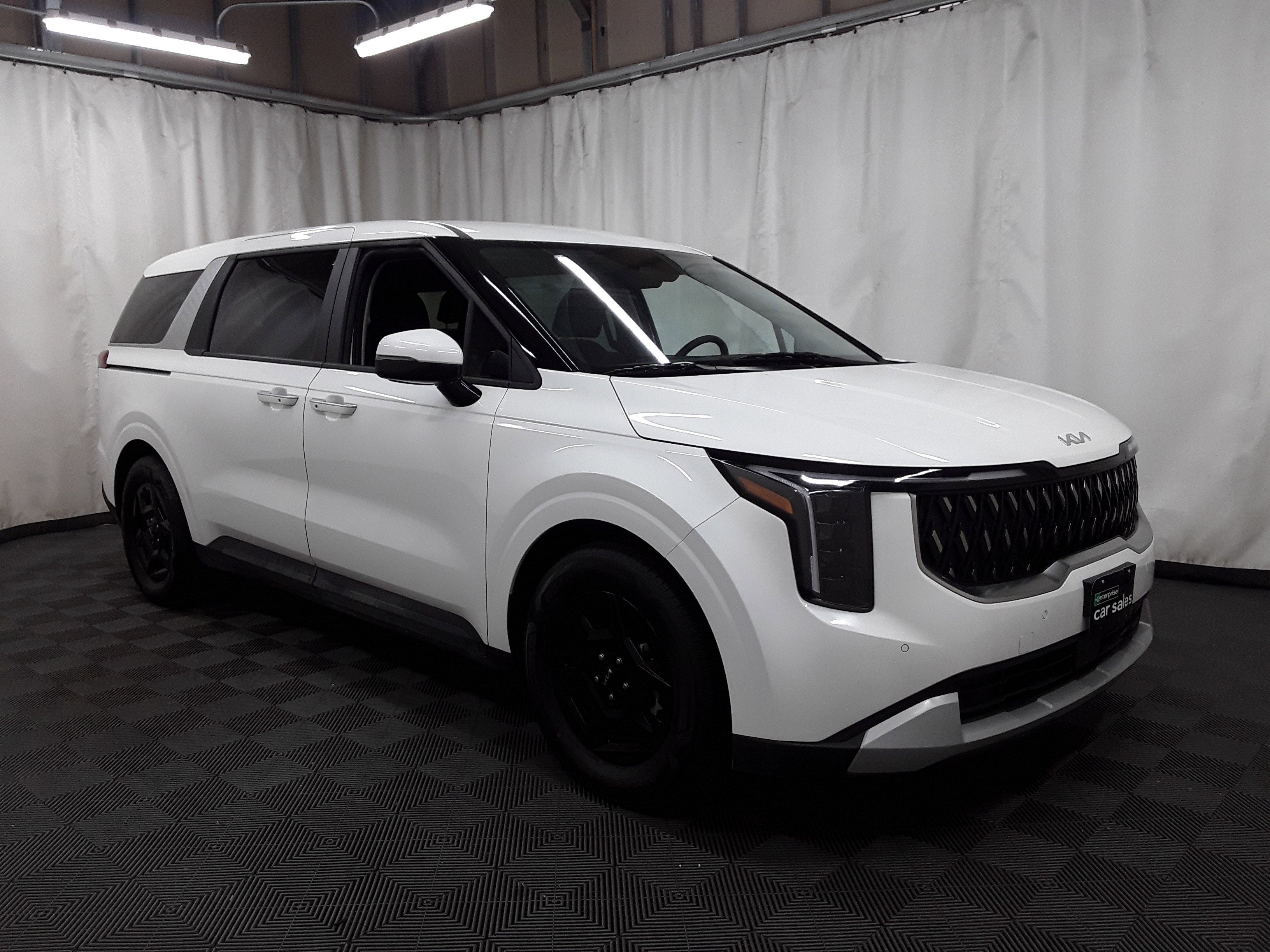 2025 Kia Carnival
