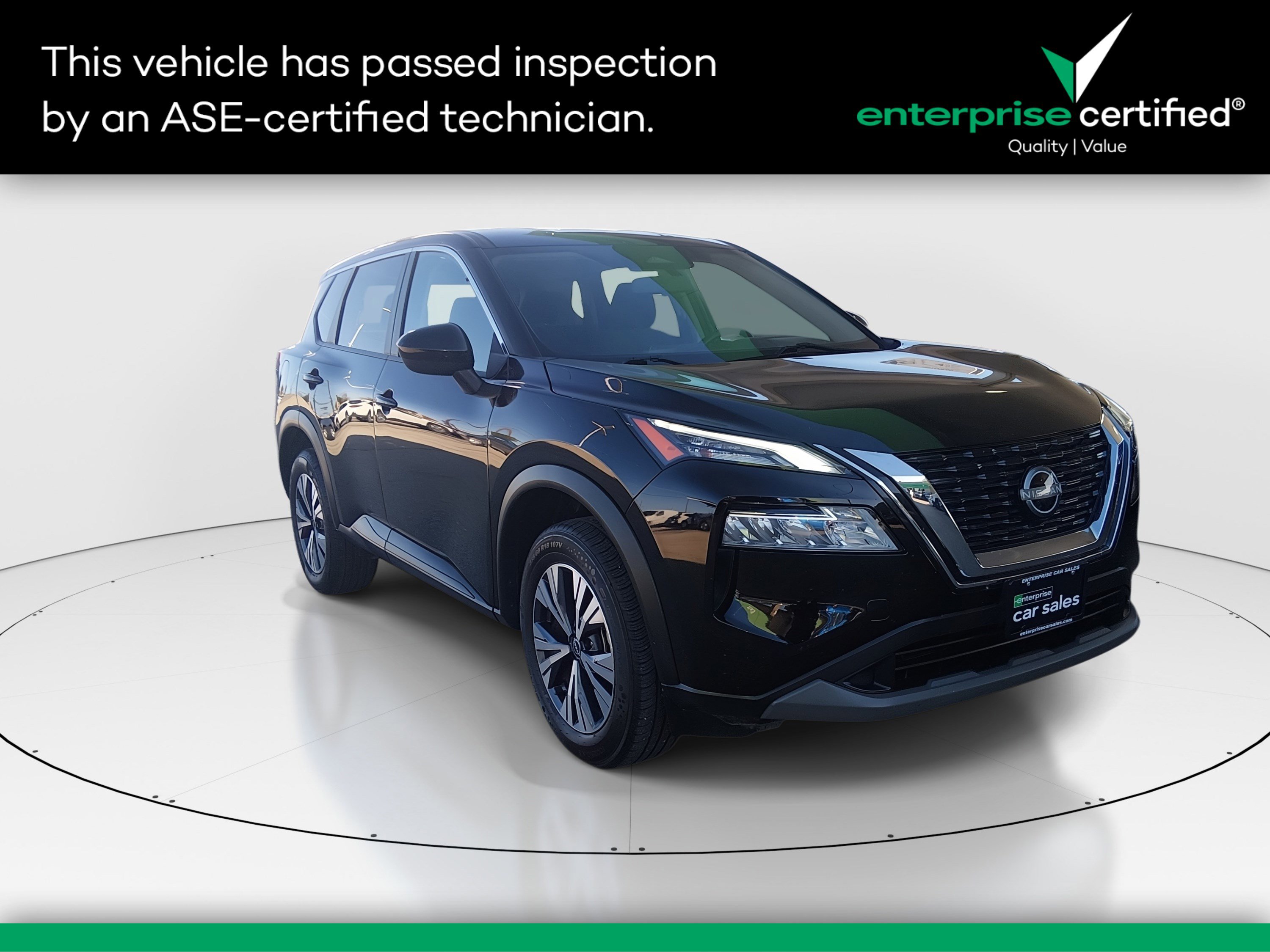 2023 Nissan Rogue SV's photo