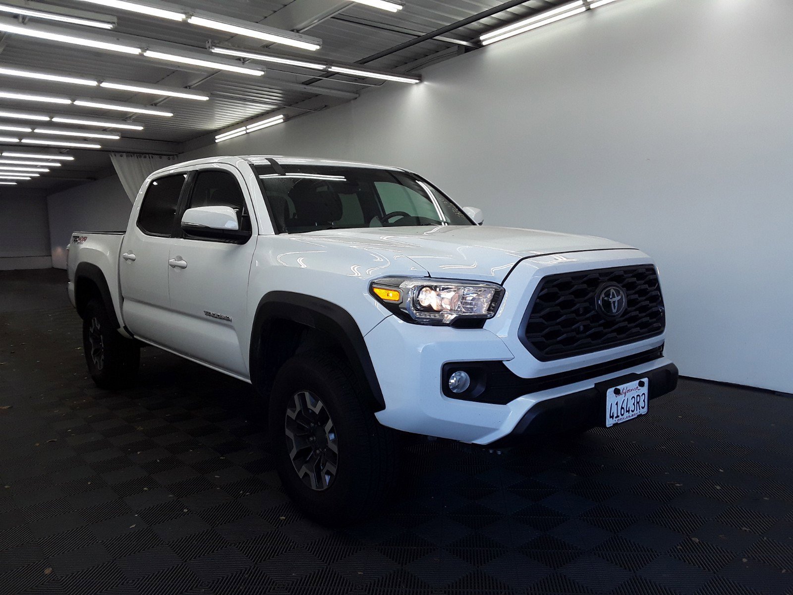 2022 Toyota Tacoma 4WD TRD Off Road Double Cab 5' Bed V6 AT