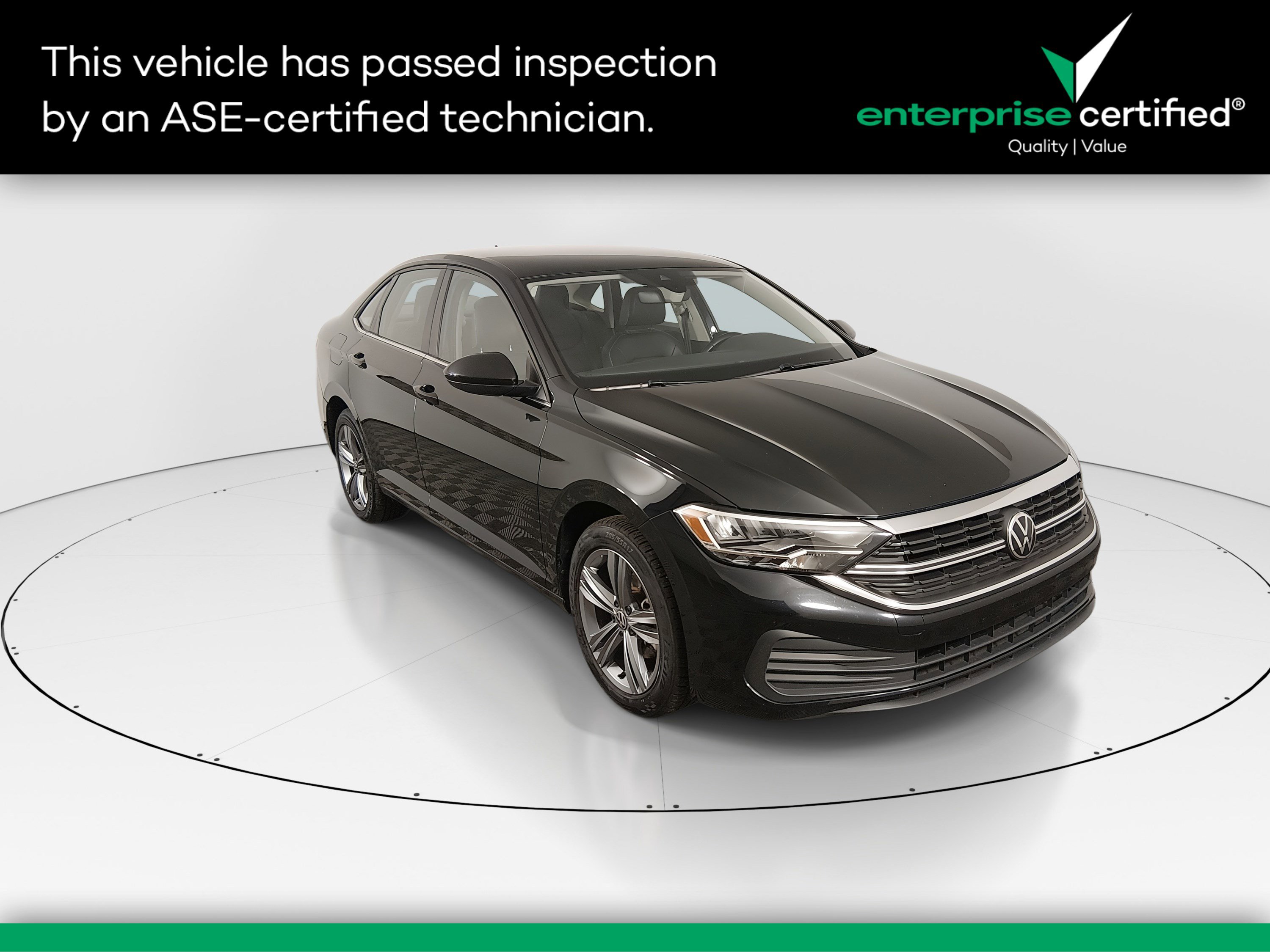 Used 2024 Volkswagen Jetta SE Auto