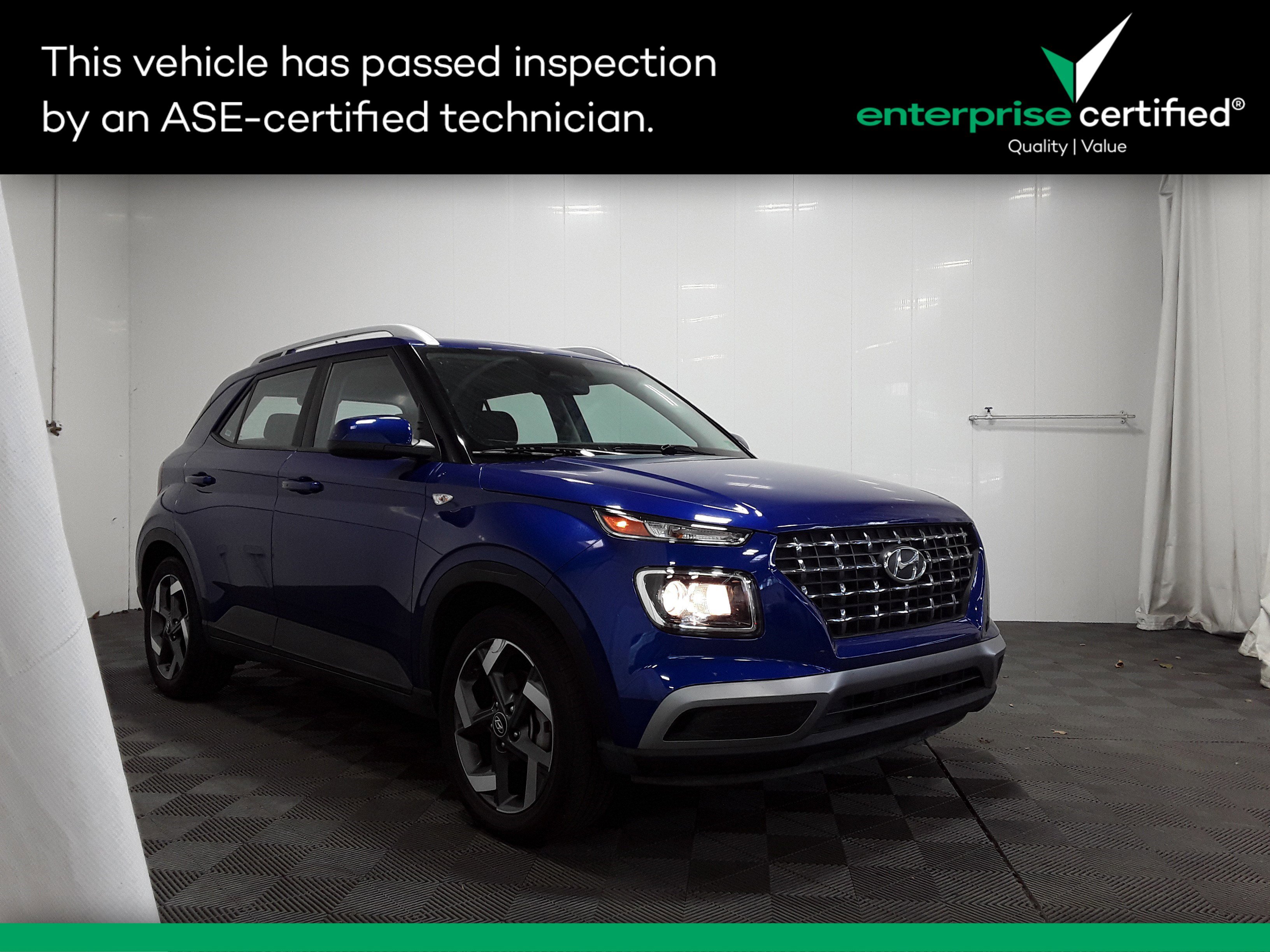 Used 2024 Hyundai Venue SEL IVT