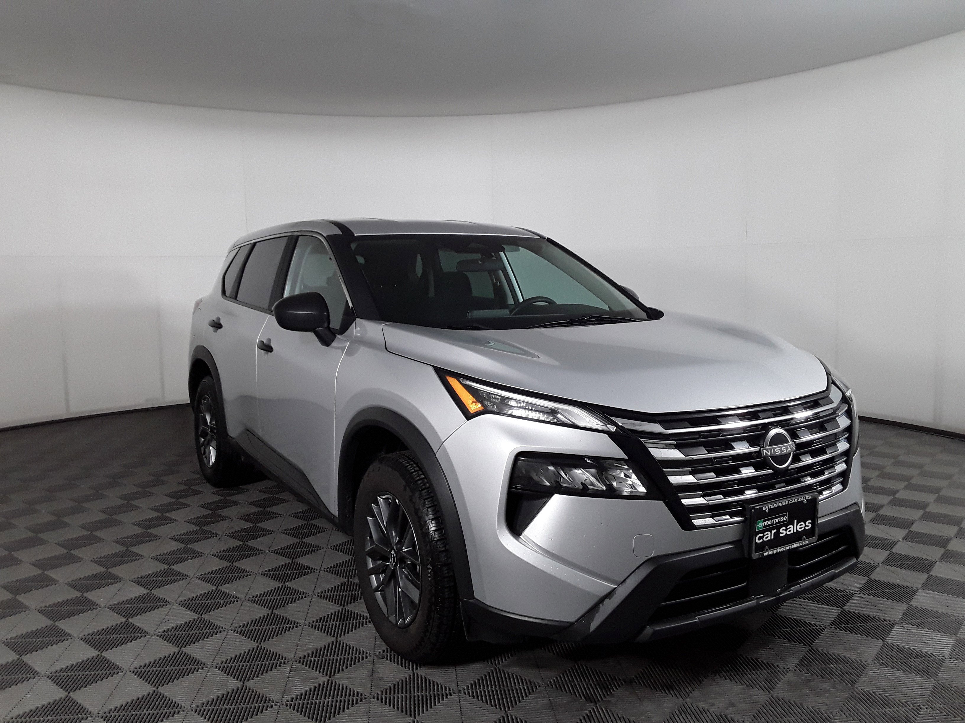 2024 Nissan Rogue FWD S