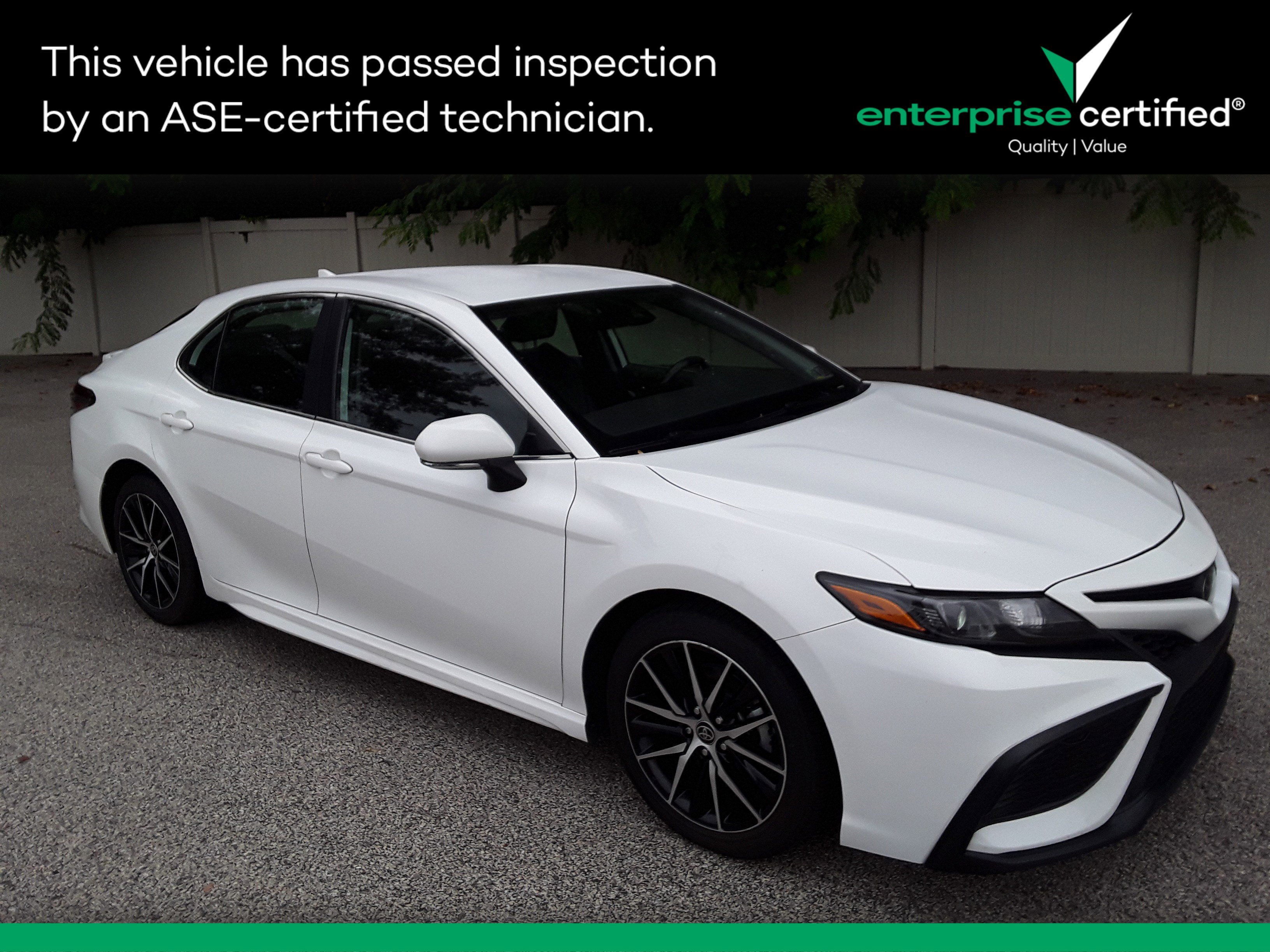 Used 2023 Toyota Camry SE Auto