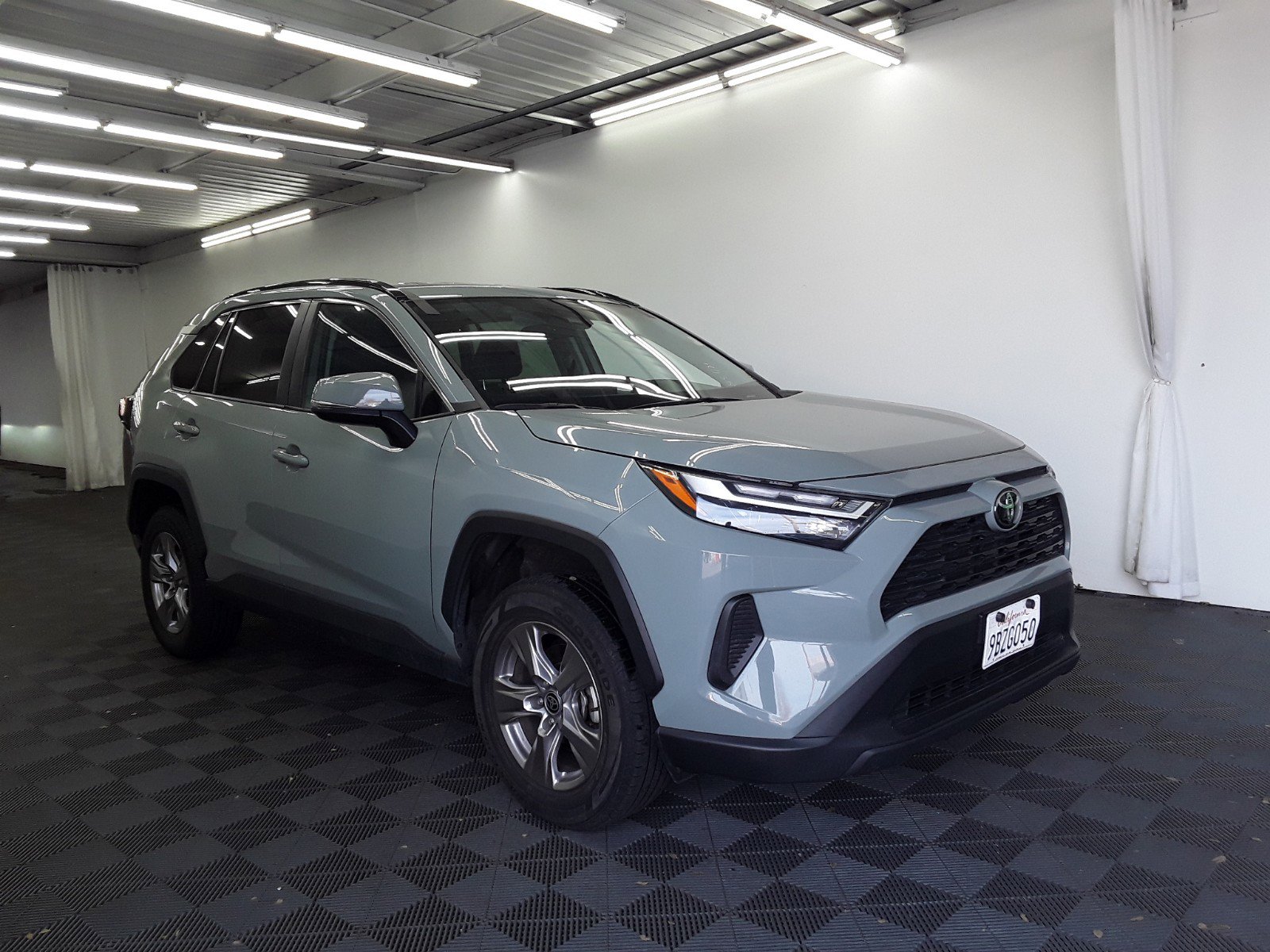 2022 Toyota RAV4 XLE FWD