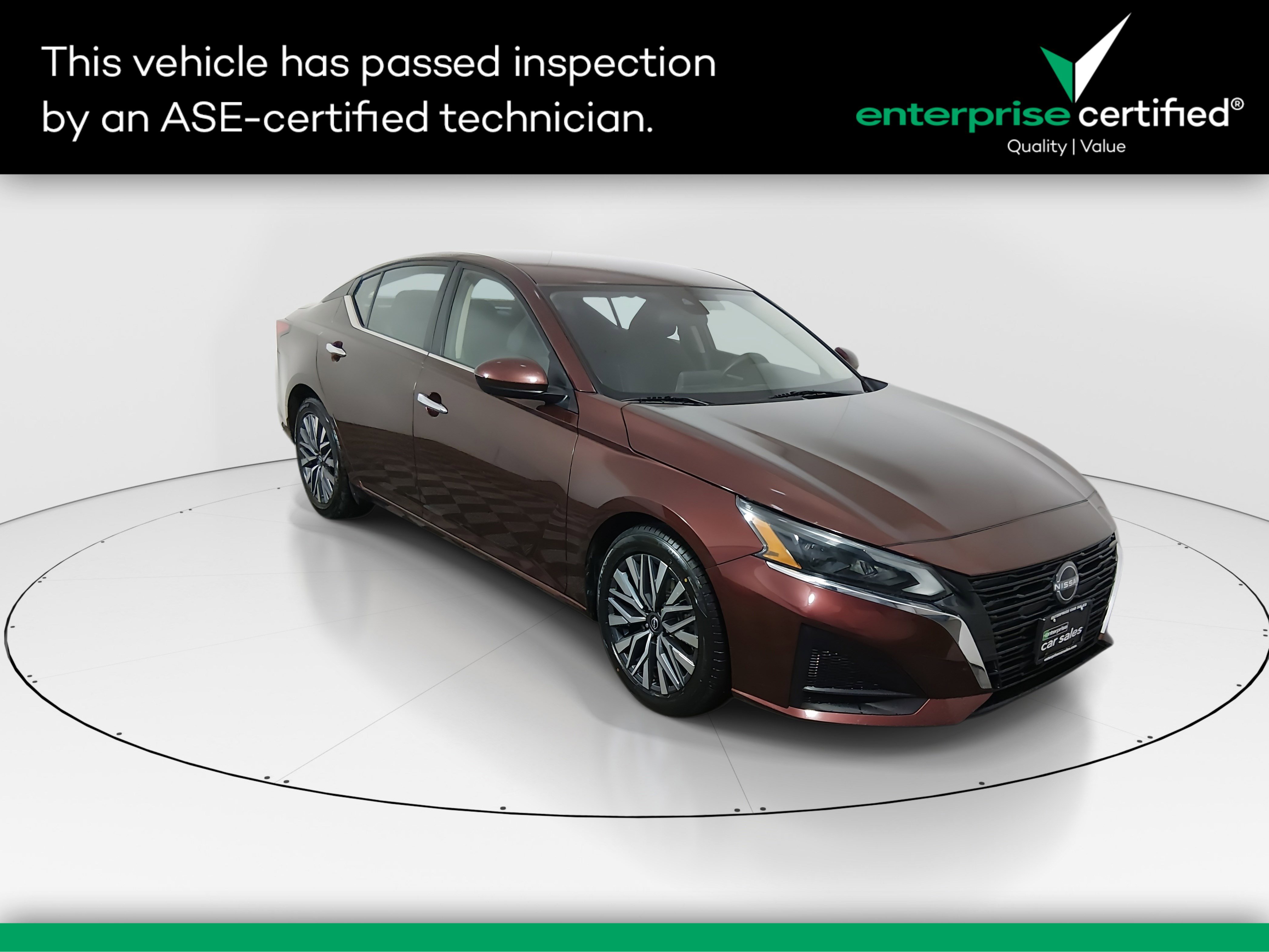 2023 Nissan Altima SV's photo