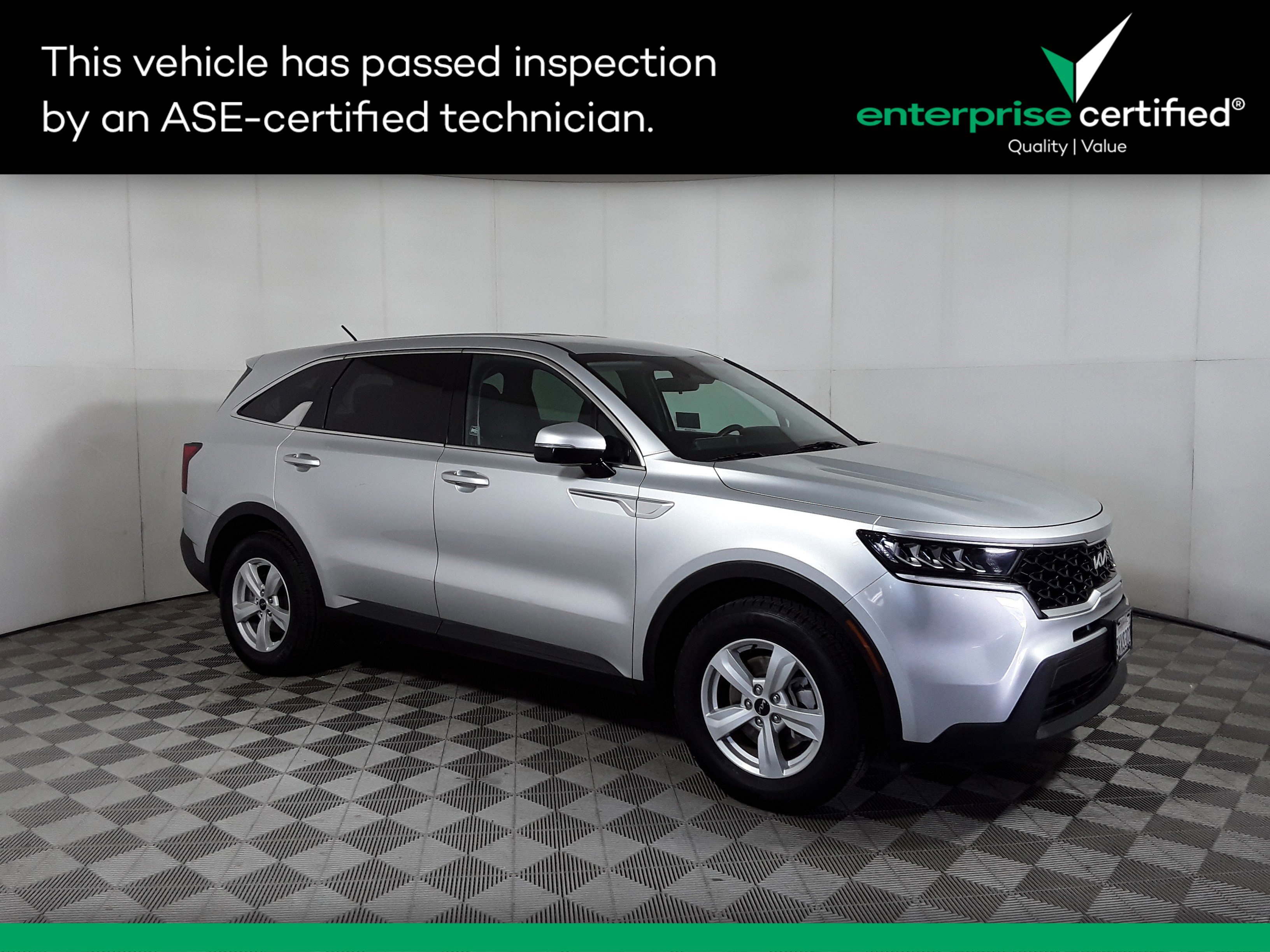 Used 2022 Kia Sorento LX FWD