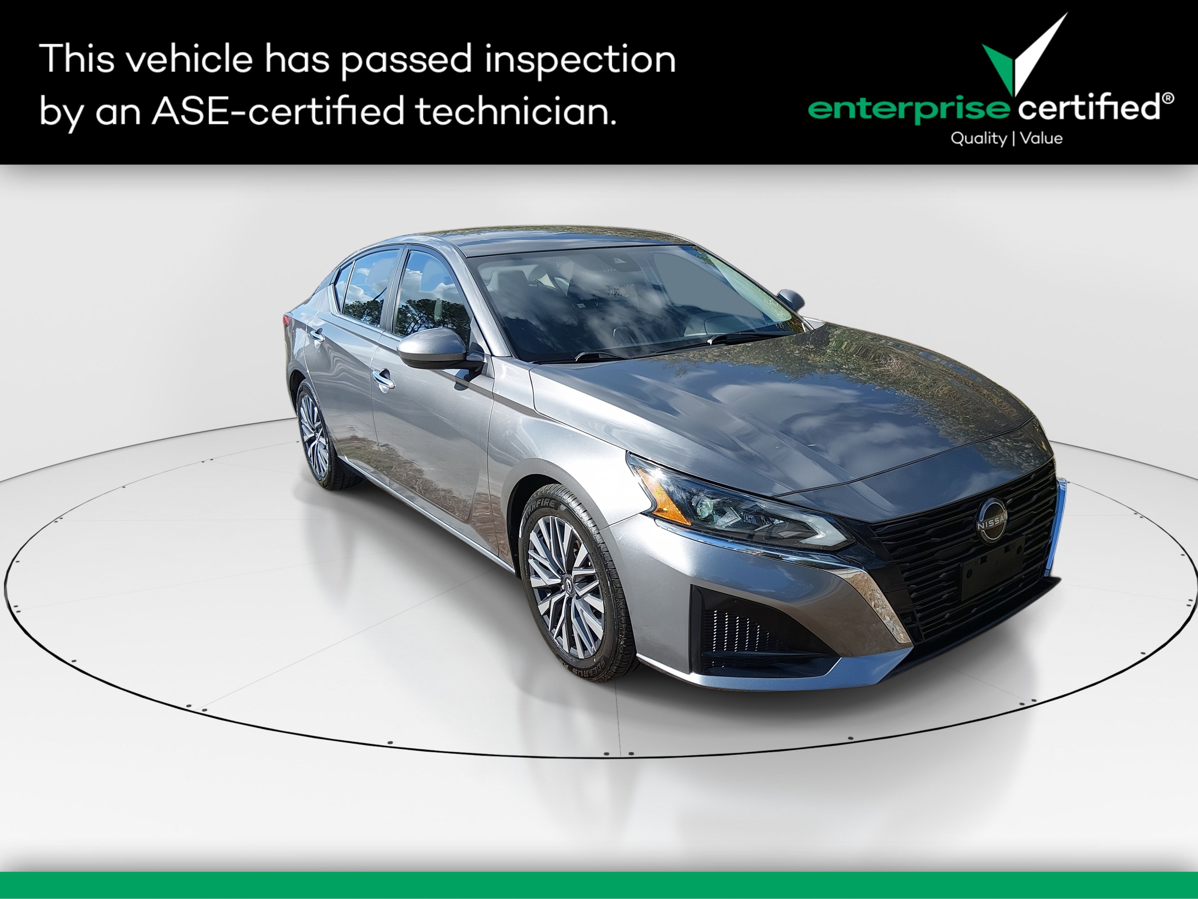 2023 Nissan Altima SV's photo