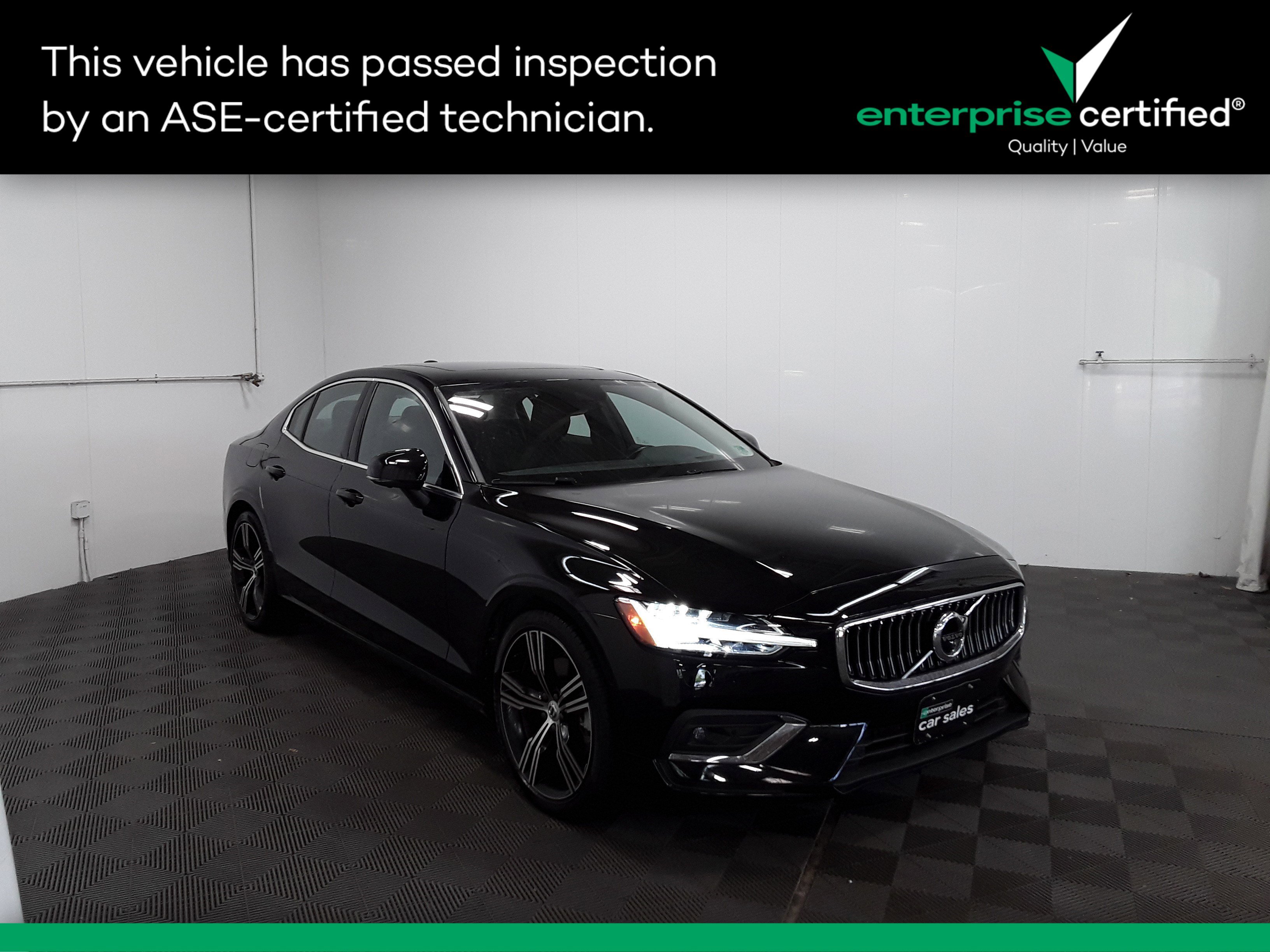 2022 Volvo S60 B5 AWD Inscription