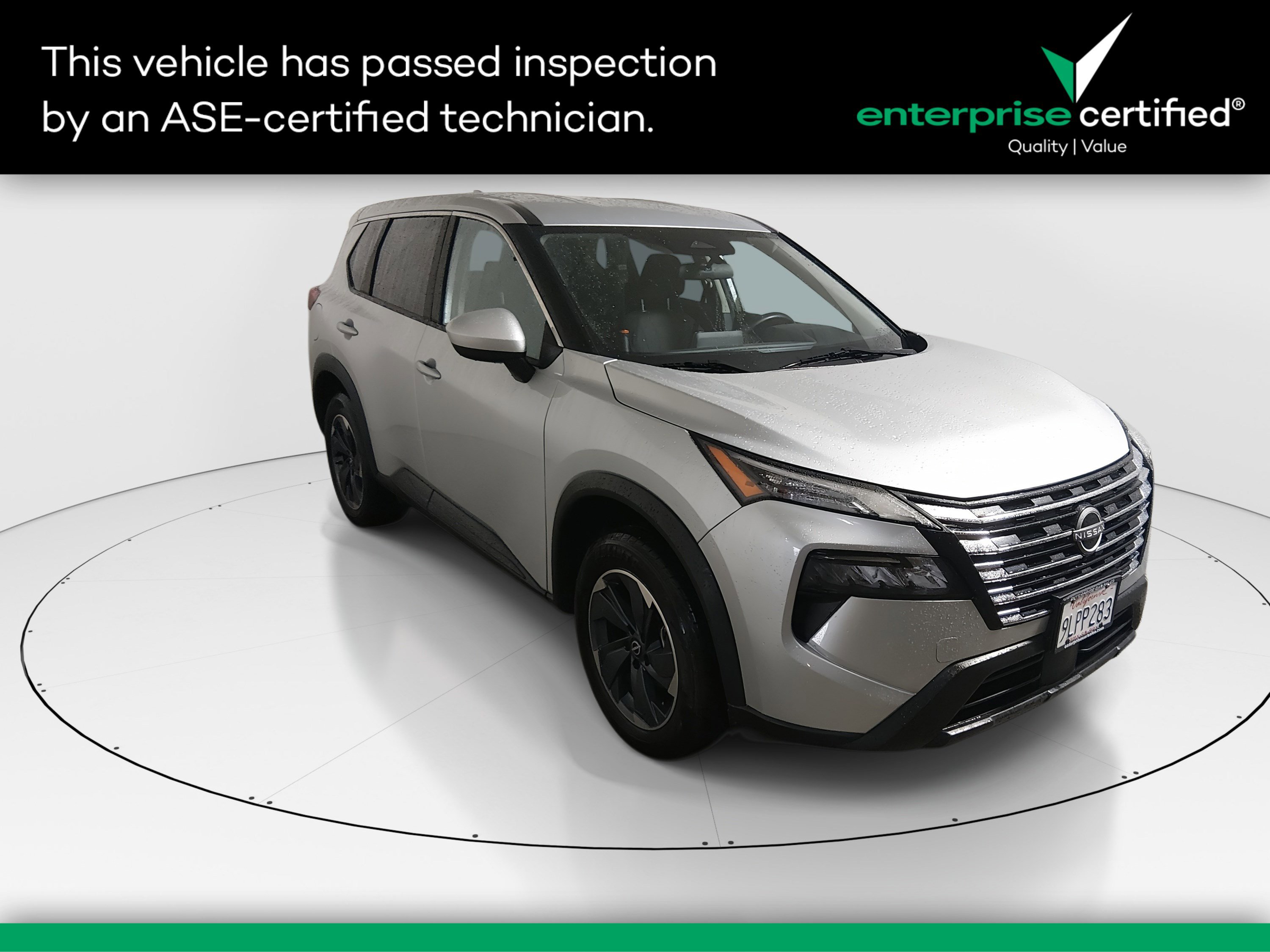 2024 Nissan Rogue SV's photo