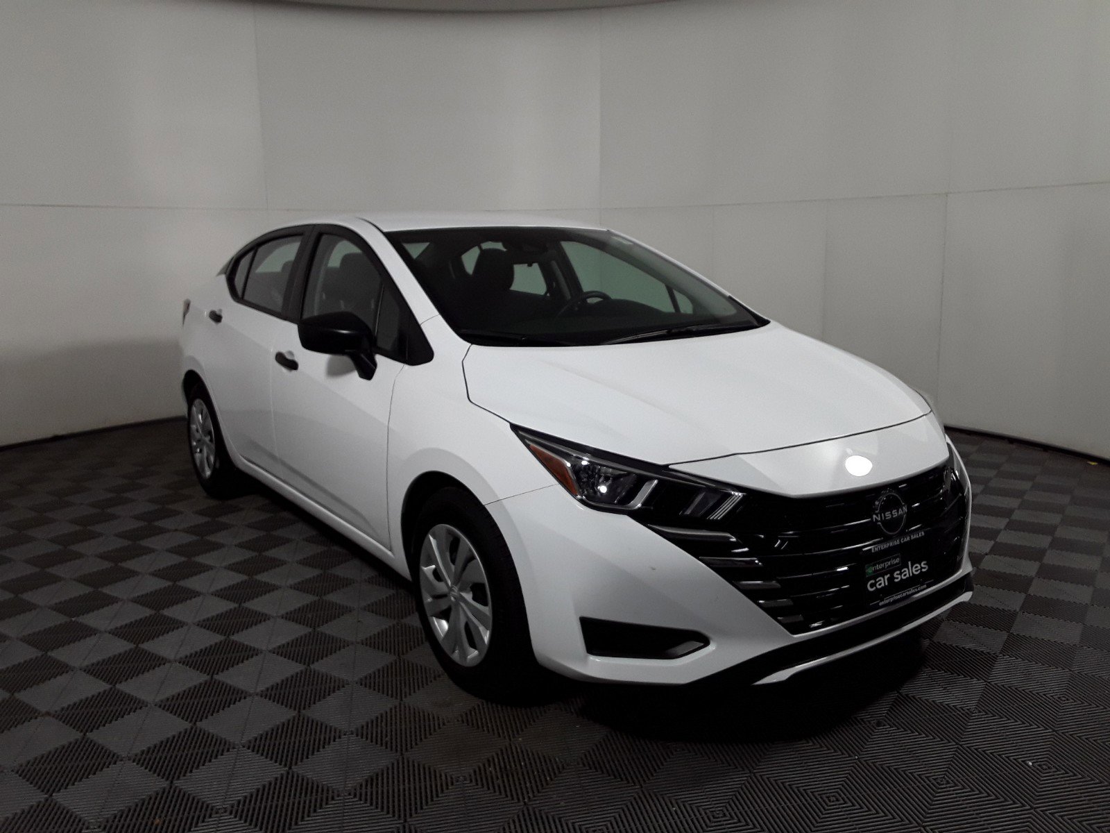 2023 Nissan Versa S CVT