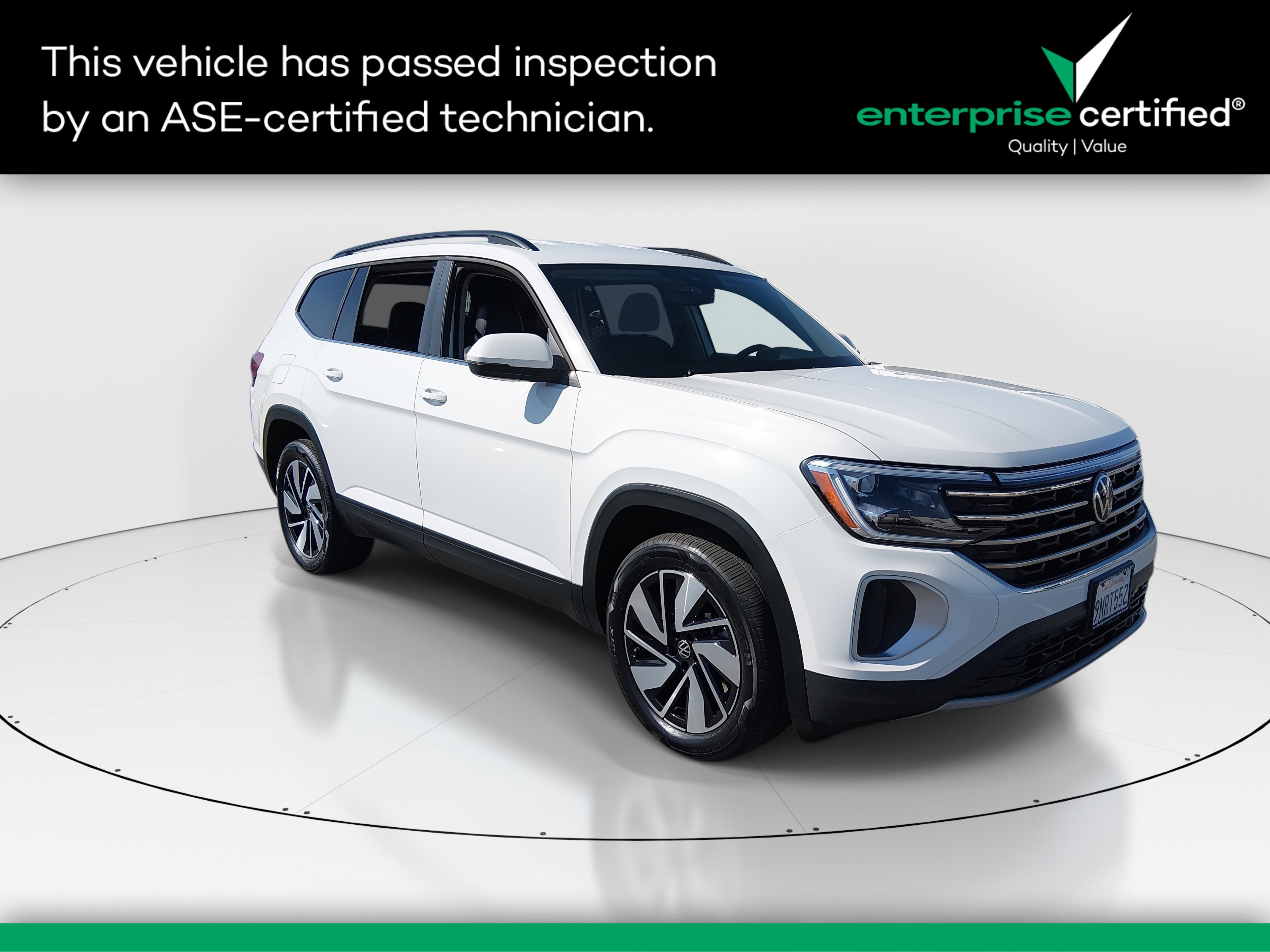 Used 2025 Volkswagen Atlas 2.0T SE w/Technology FWD