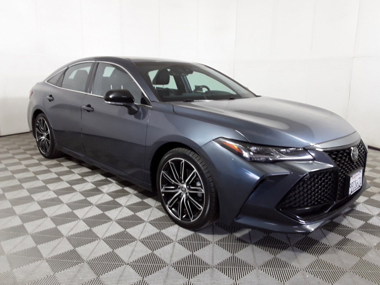 2022 Toyota Avalon Touring FWD