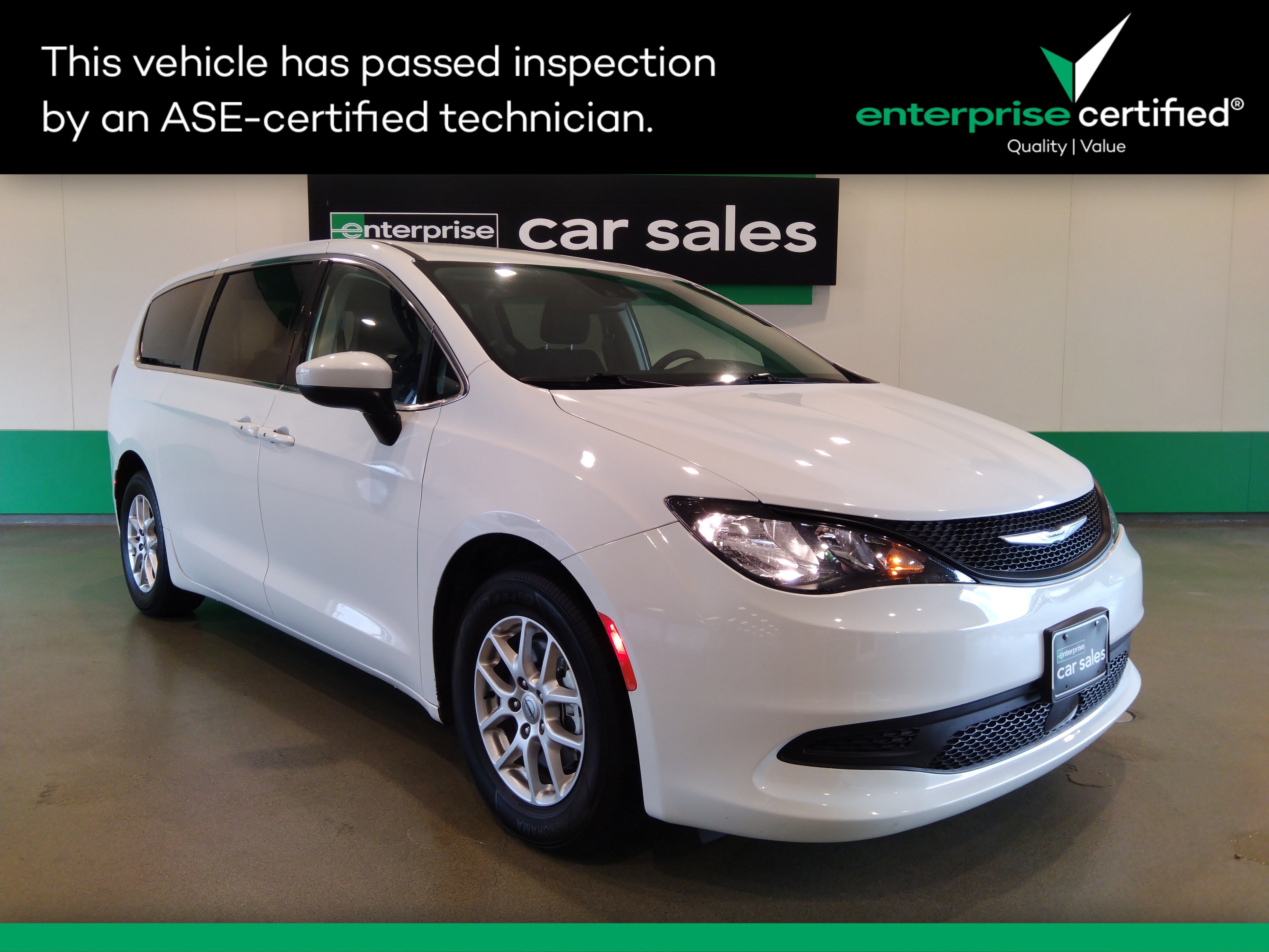 Used 2023 Chrysler Voyager LX FWD