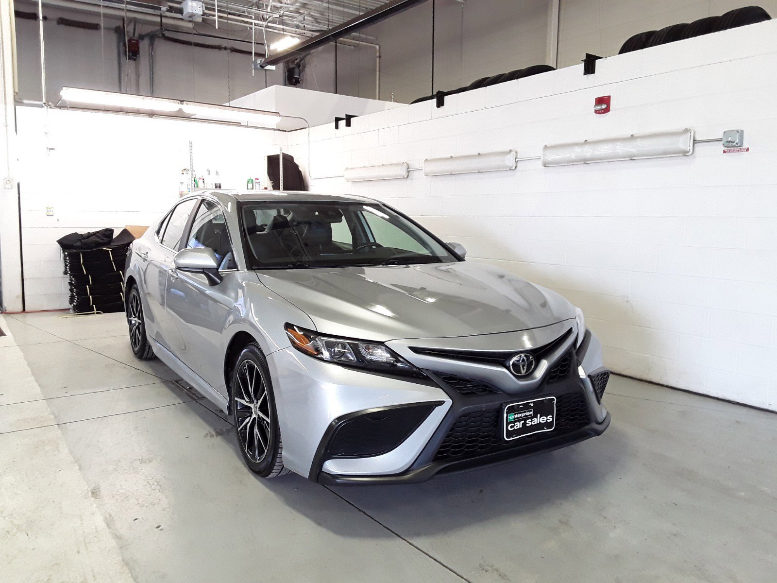 2021 Toyota Camry SE Auto