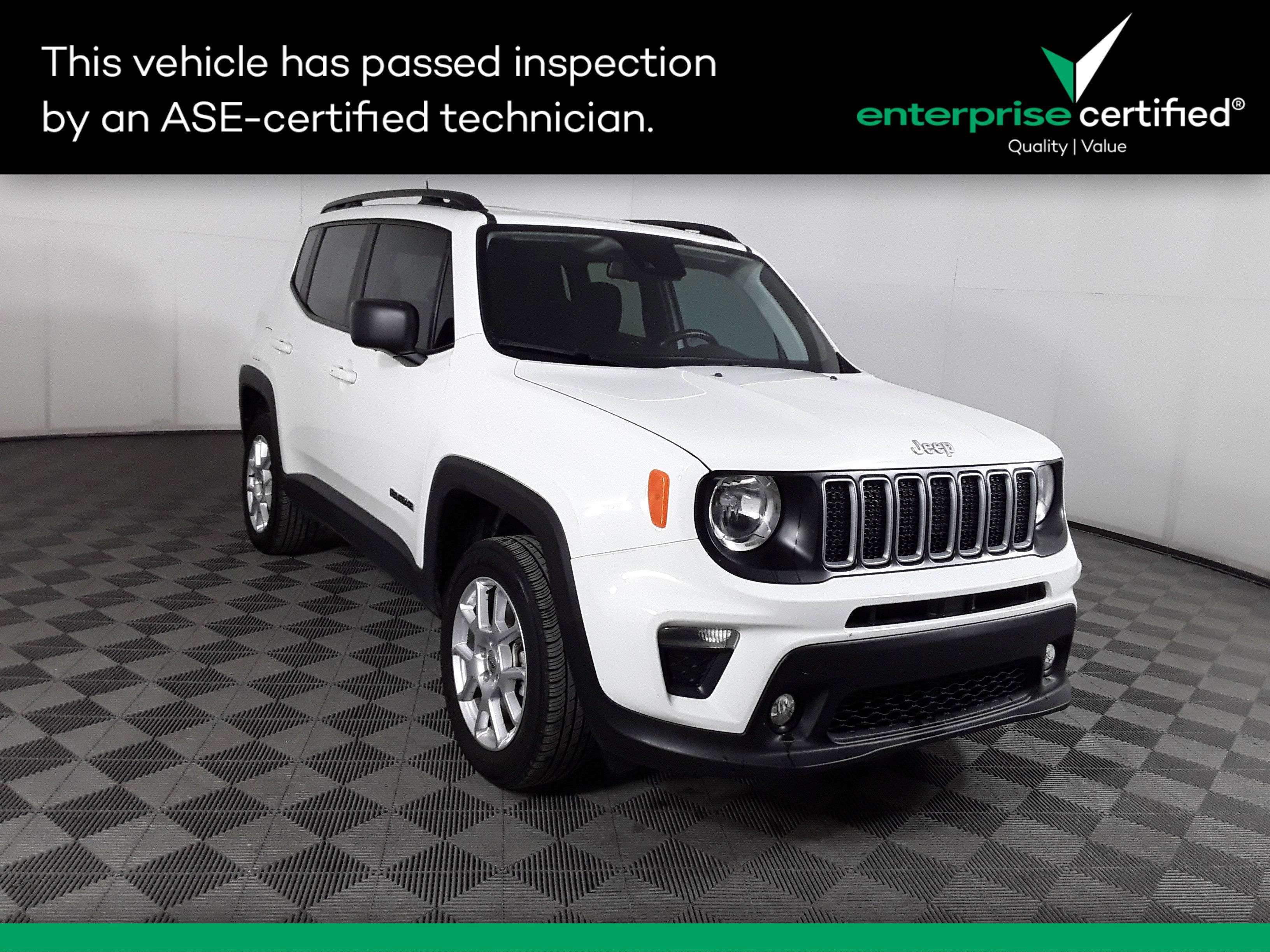 2022 Jeep Renegade Latitude's photo