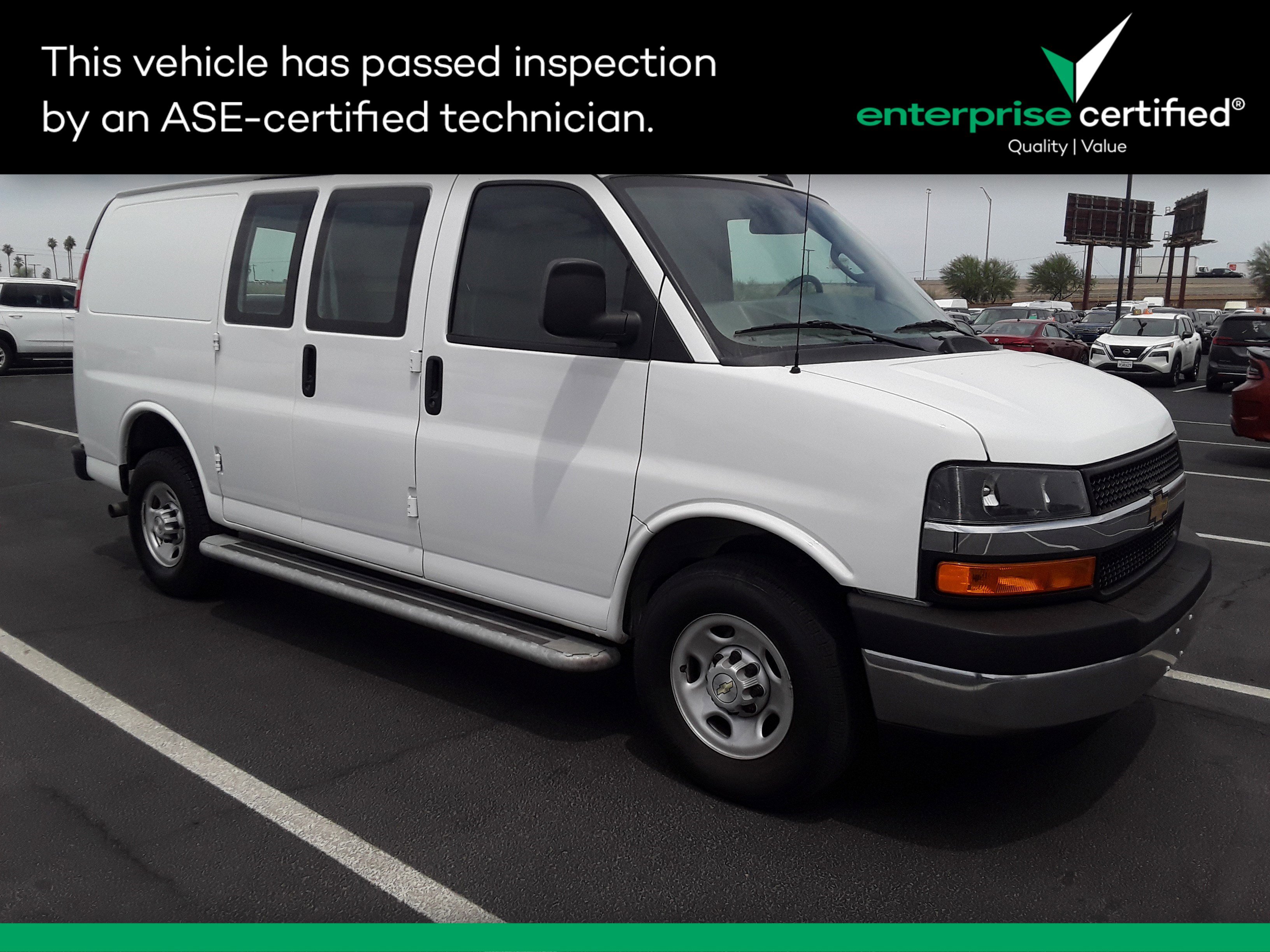 2022 Chevrolet Express Cargo Van RWD 2500 135