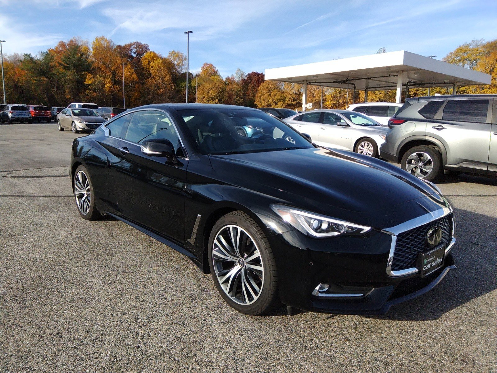 2022 INFINITI Q60 LUXE AWD