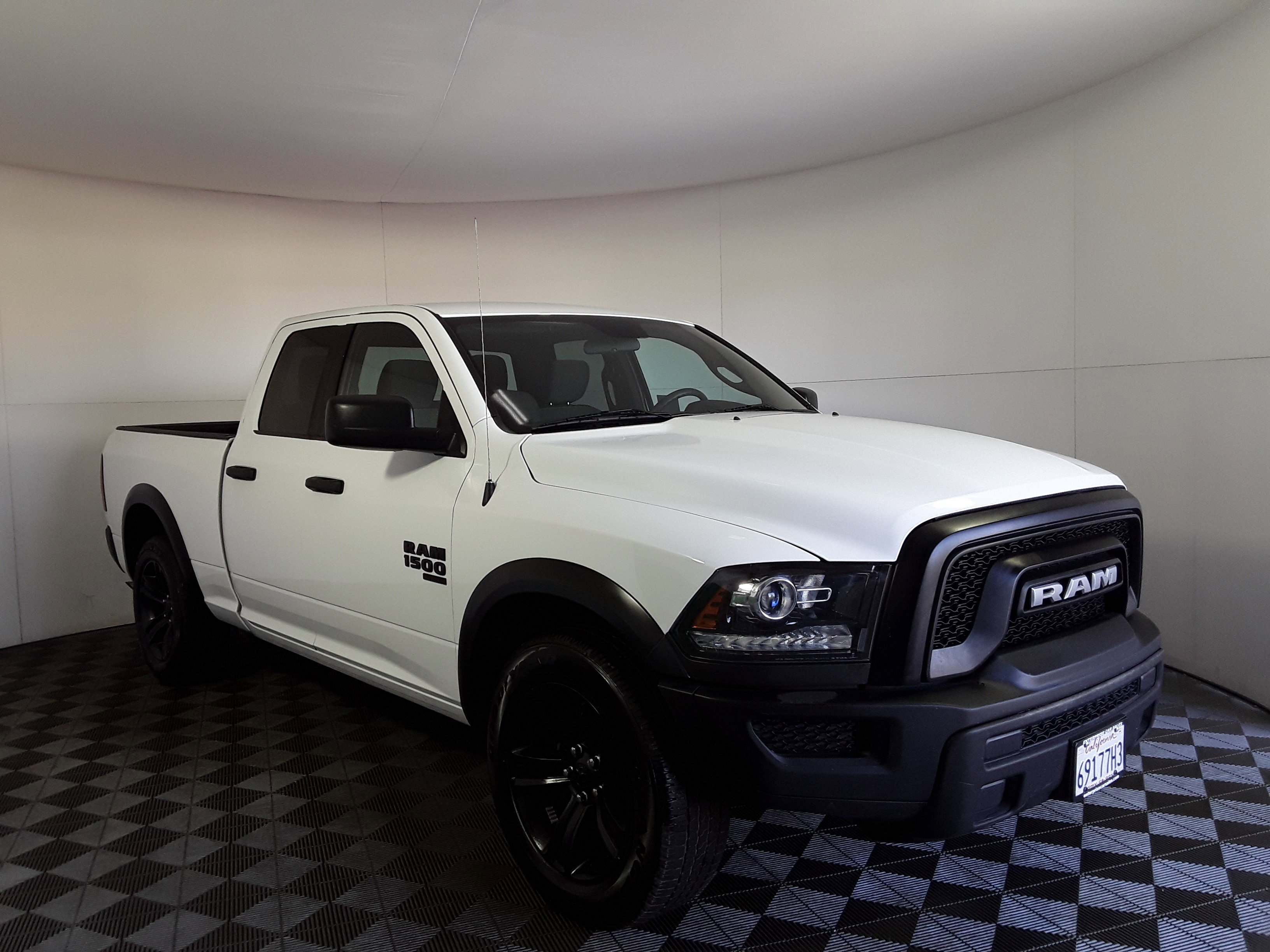 2022 Ram 1500 Classic SLT 4x2 Quad Cab 6'4