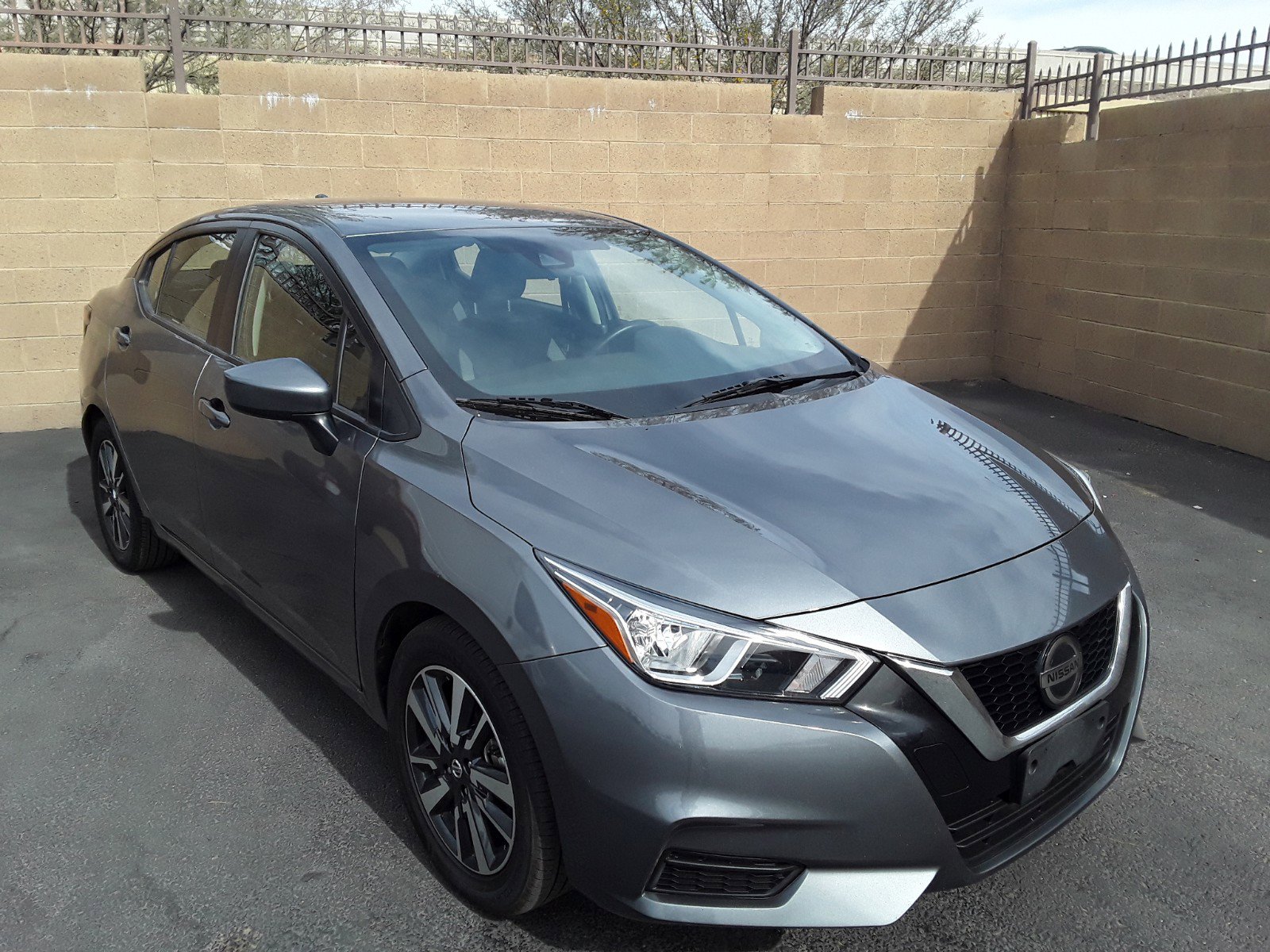 2022 Nissan Versa SV CVT