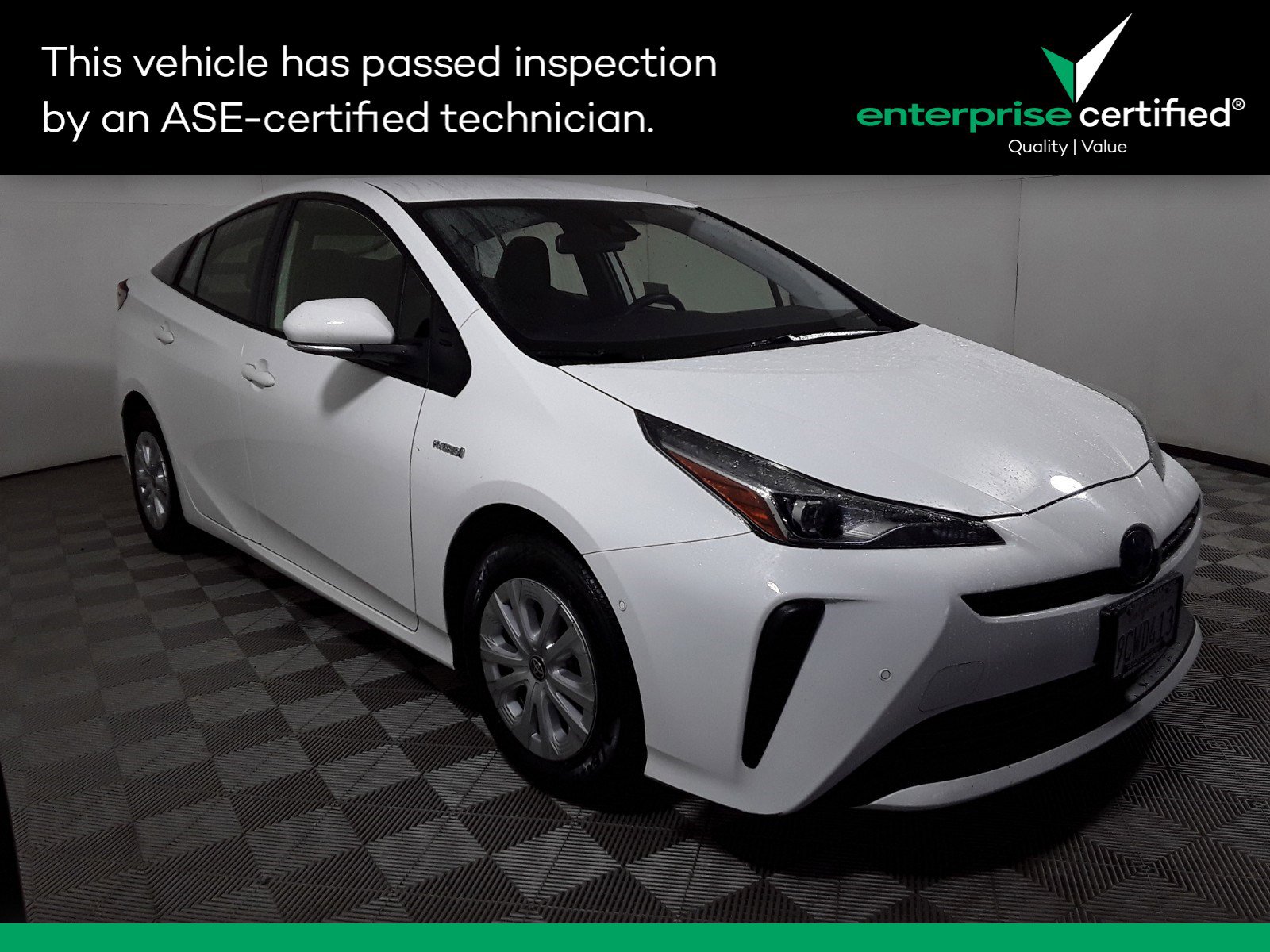 Used 2022 Toyota Prius LE