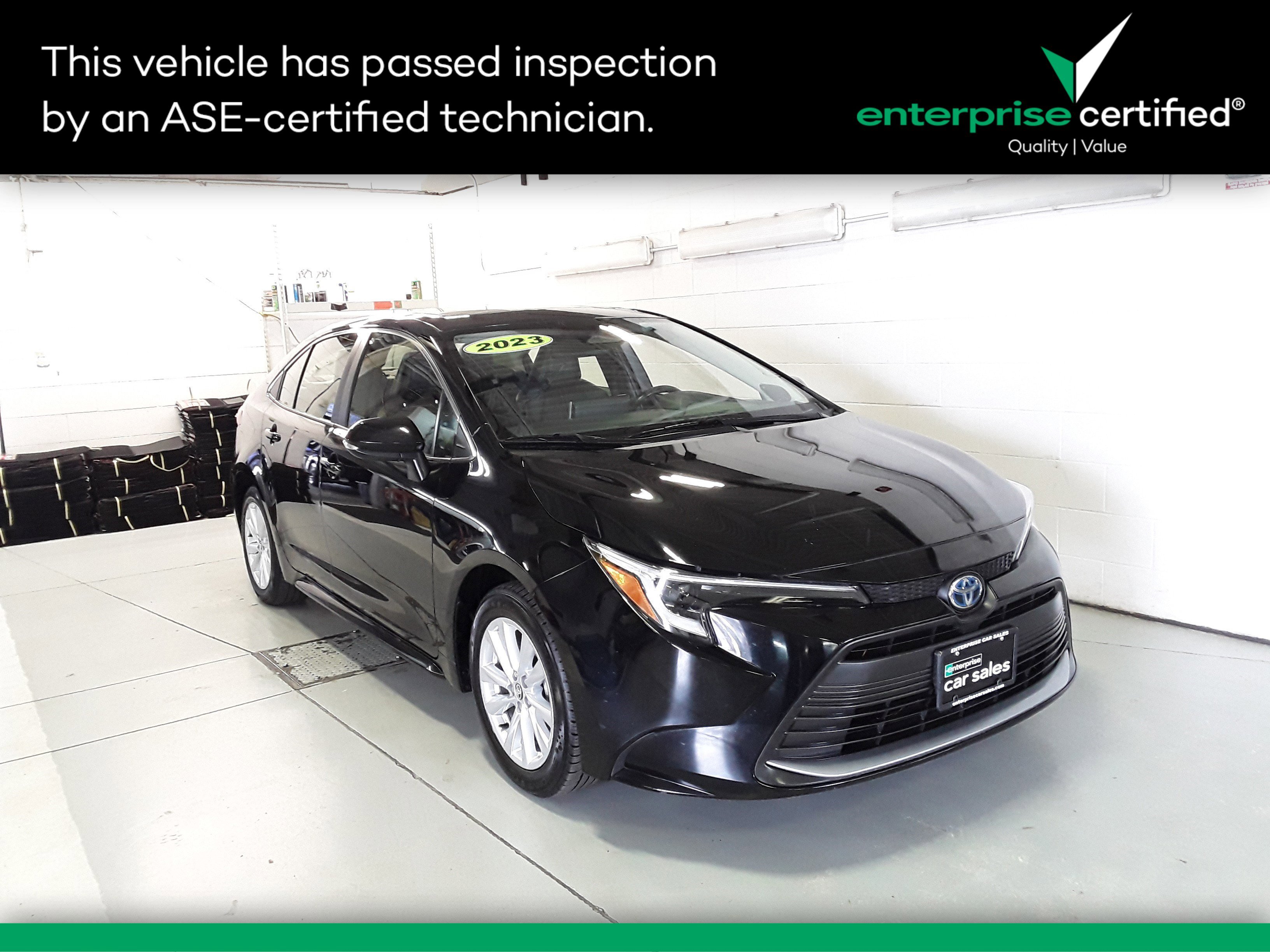 2023 Toyota Corolla Hybrid XLE FWD