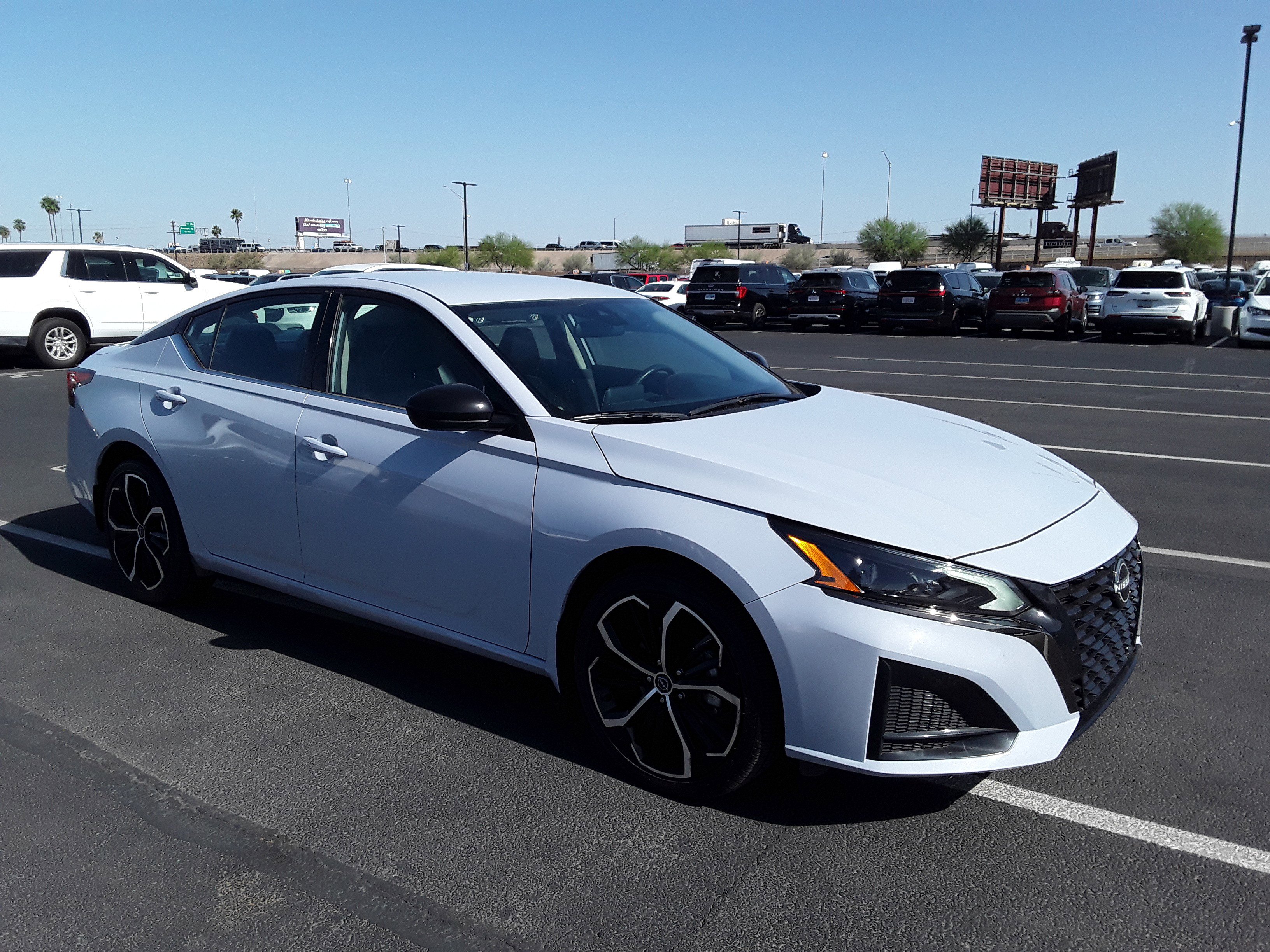 2024 Nissan Altima 2.5 SR AWD Sedan