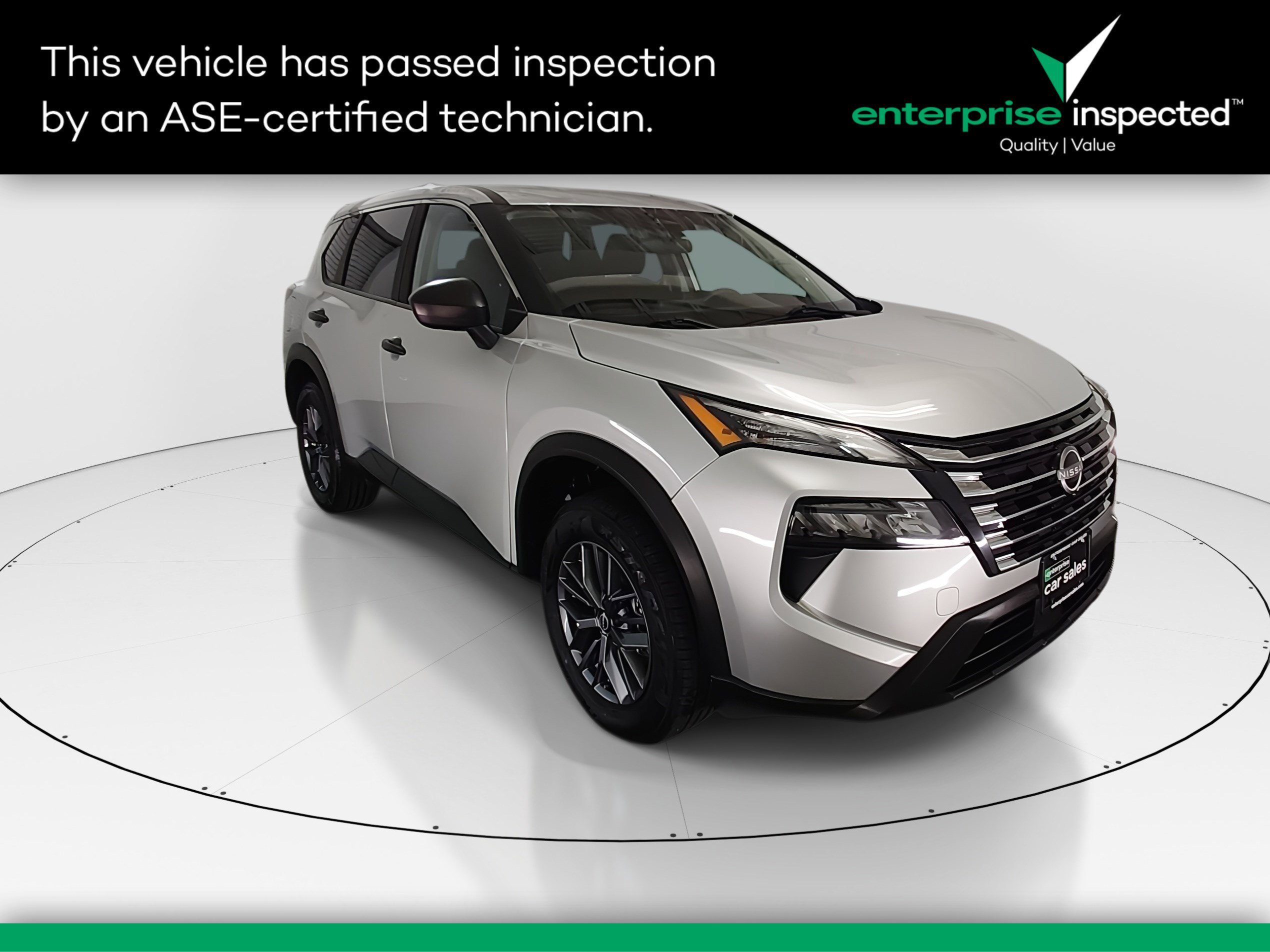 2024 Nissan Rogue S's photo