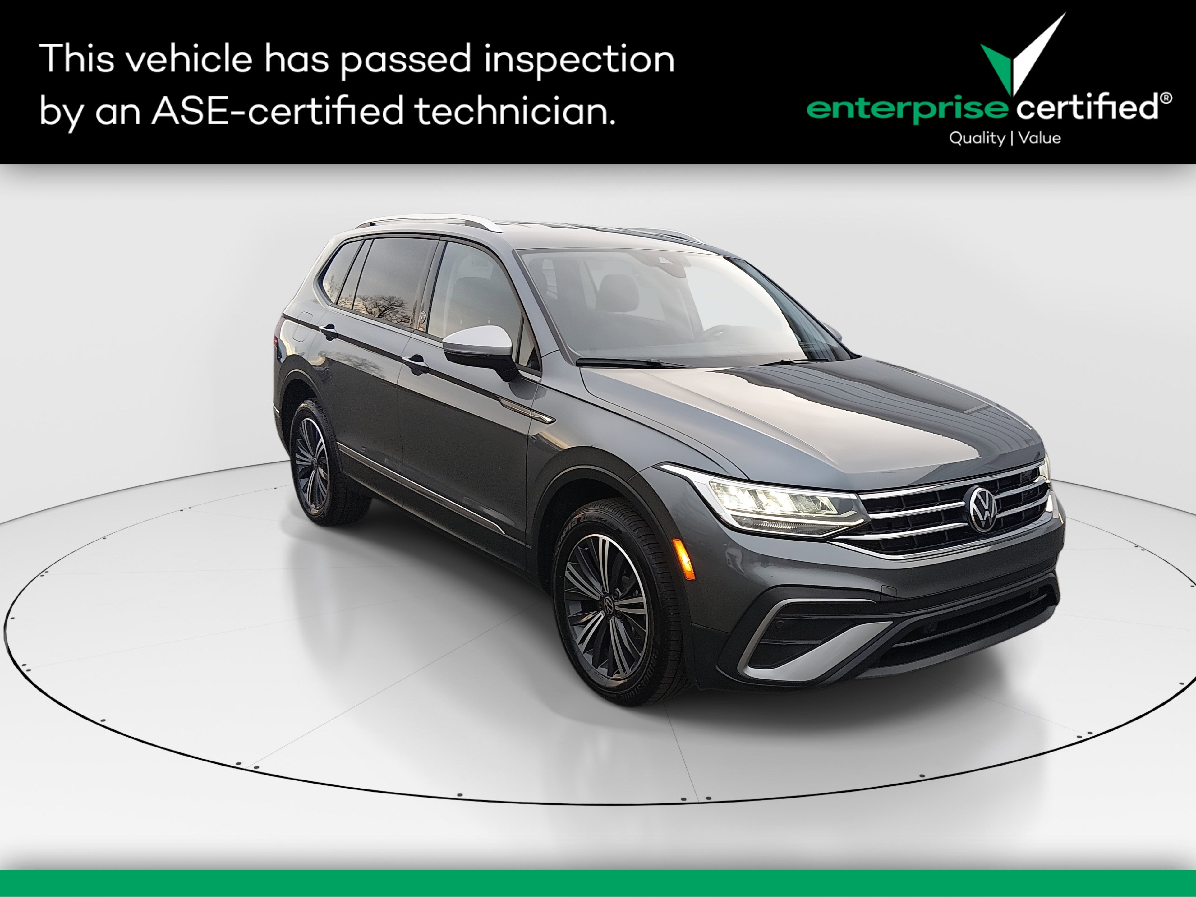 2024 Volkswagen Tiguan Wolfsburg Edition's photo