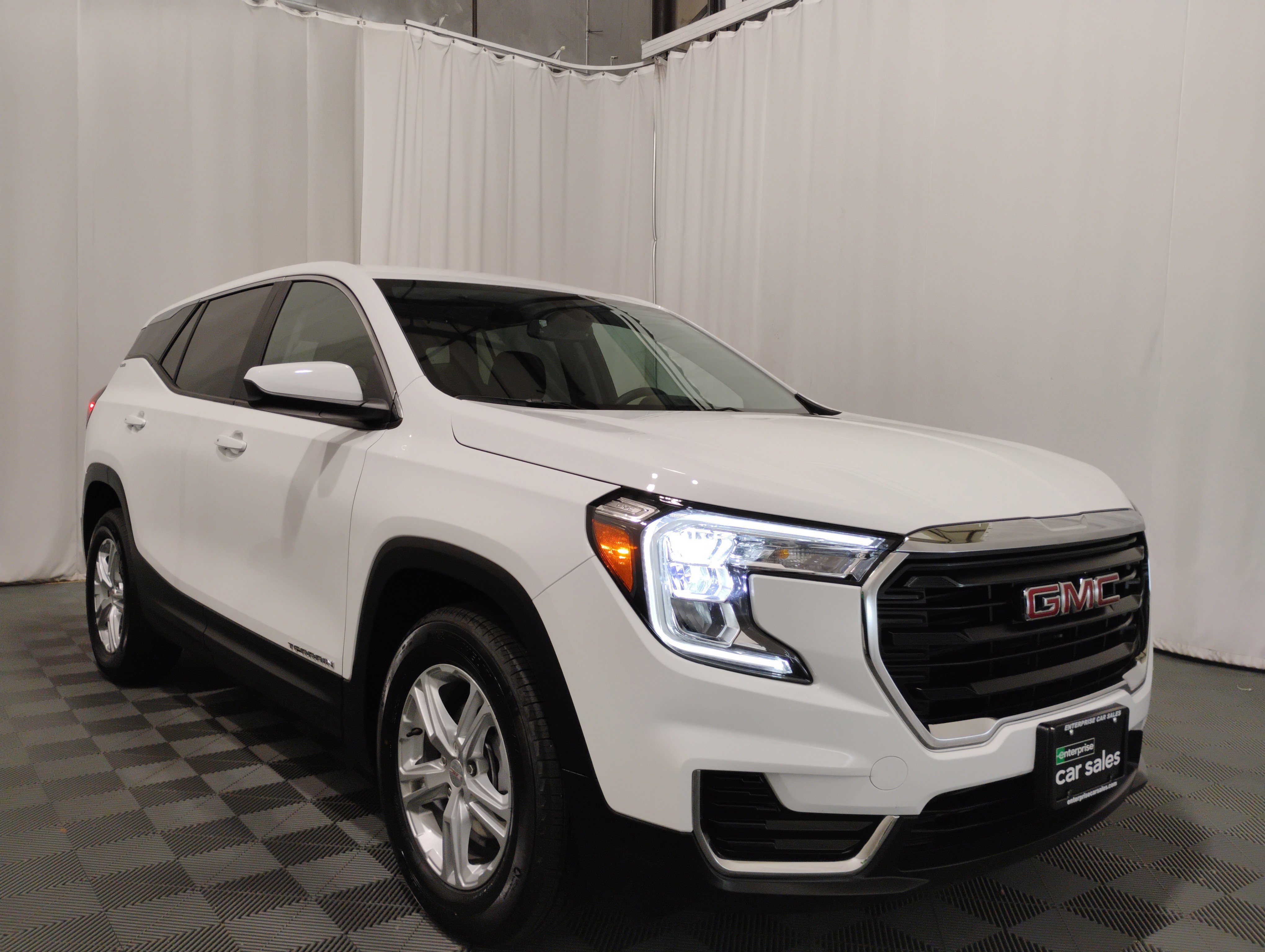 2024 GMC Terrain FWD 4dr SLE