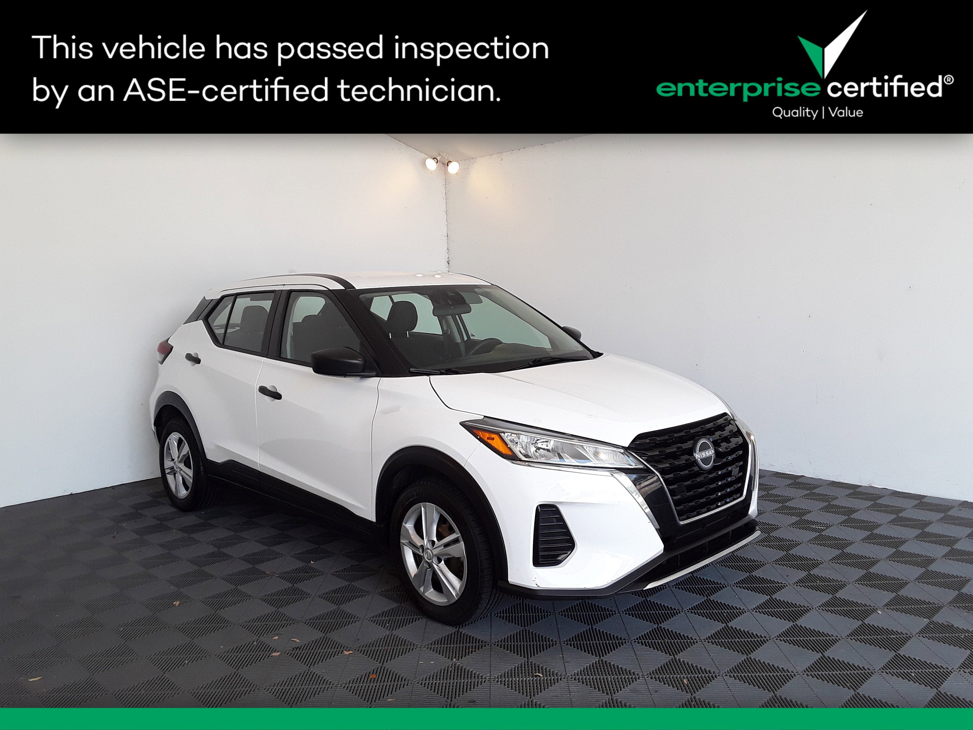 Used 2023 Nissan Kicks S FWD