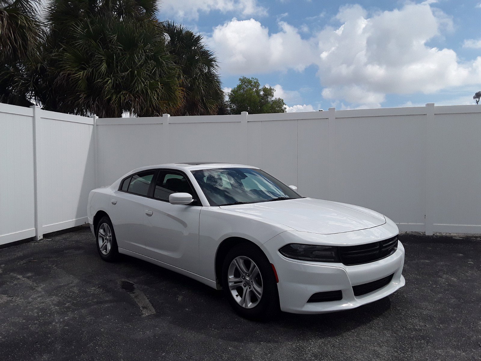 2020 Dodge Charger SXT RWD