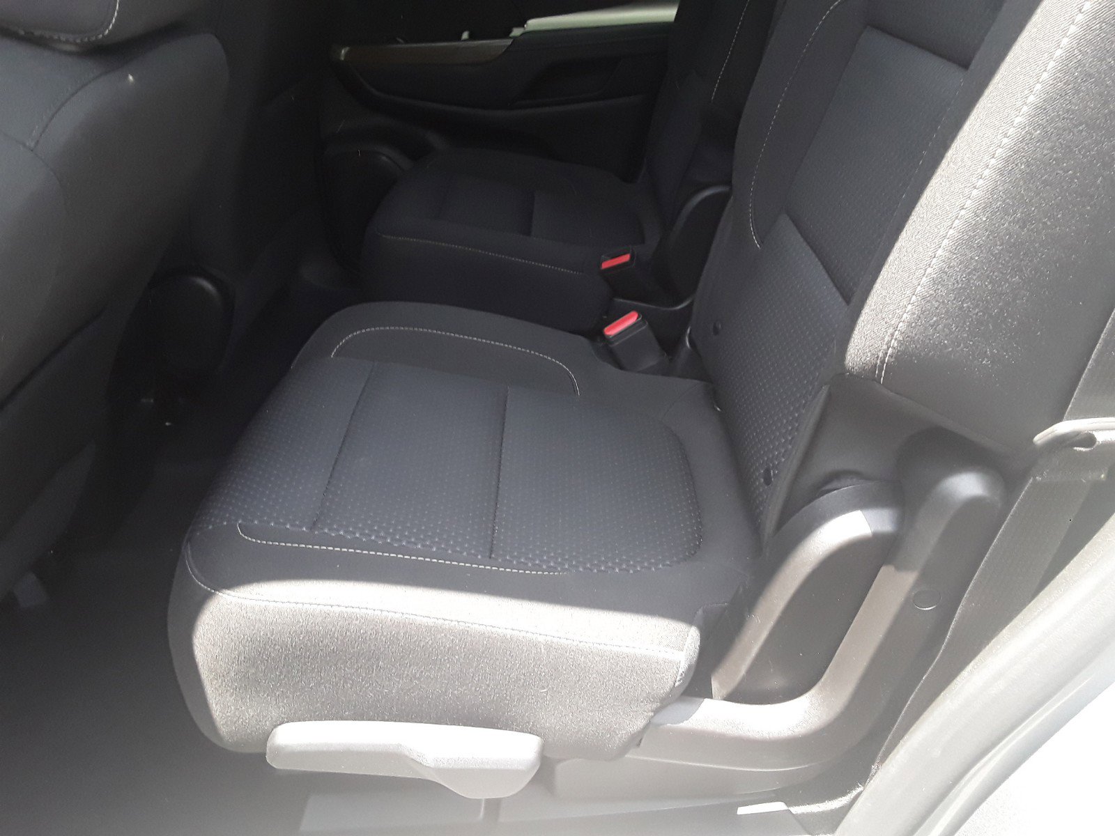 Image 10 of Used 2023 GMC Acadia FWD 4dr SLE
