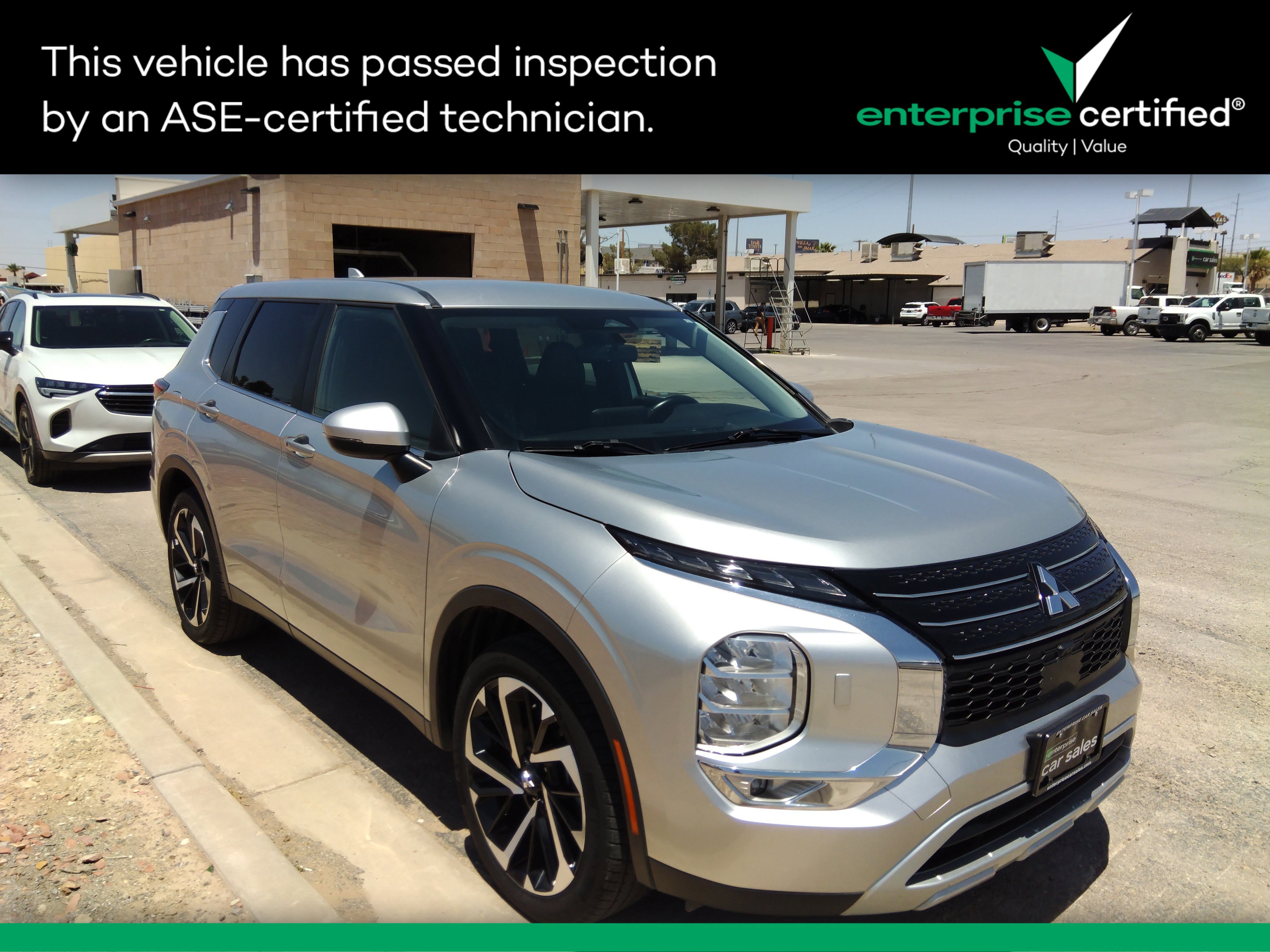 2023 Mitsubishi Outlander SE Special Edition S-AWC