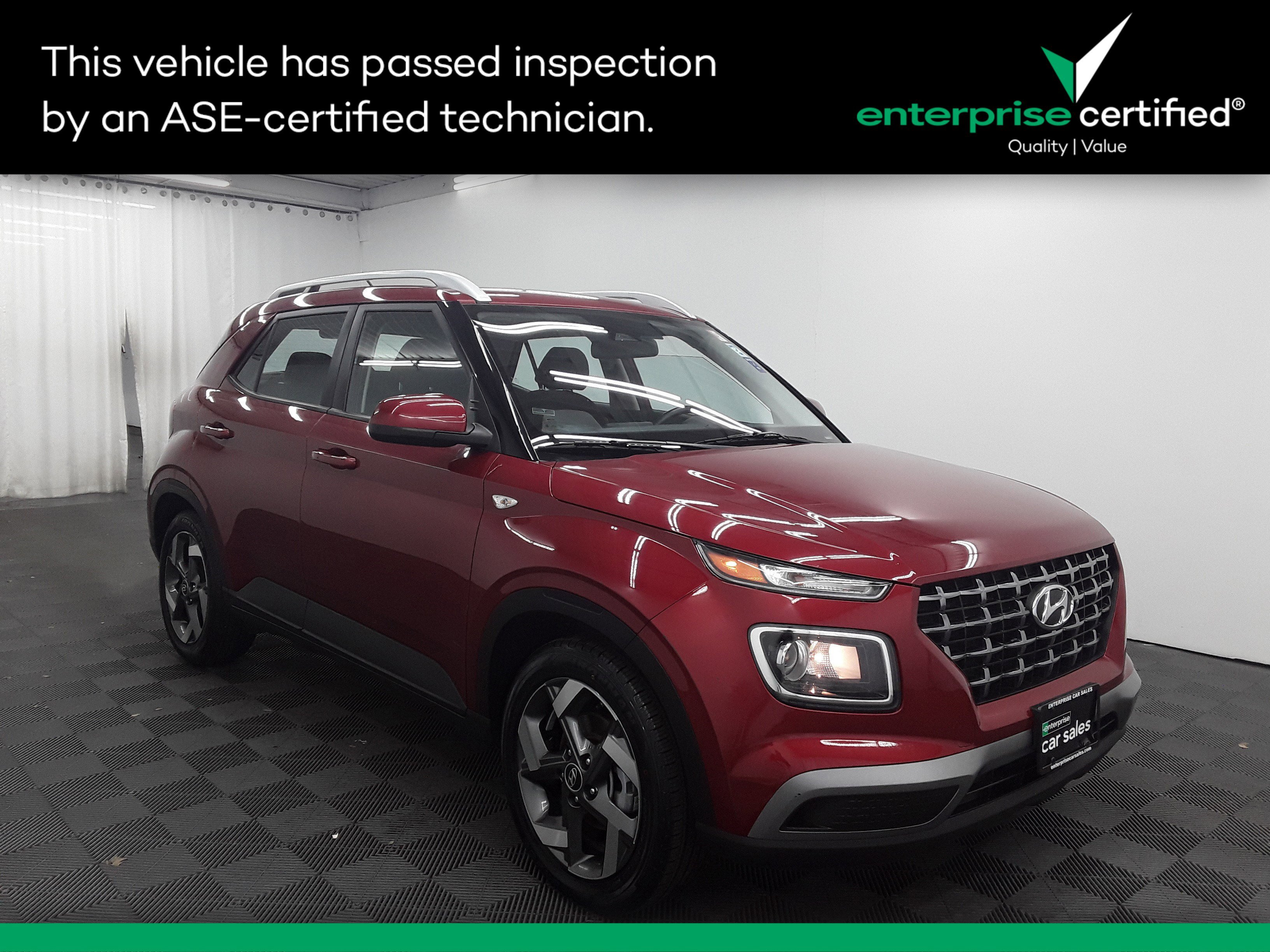 Used 2024 Hyundai Venue SEL IVT