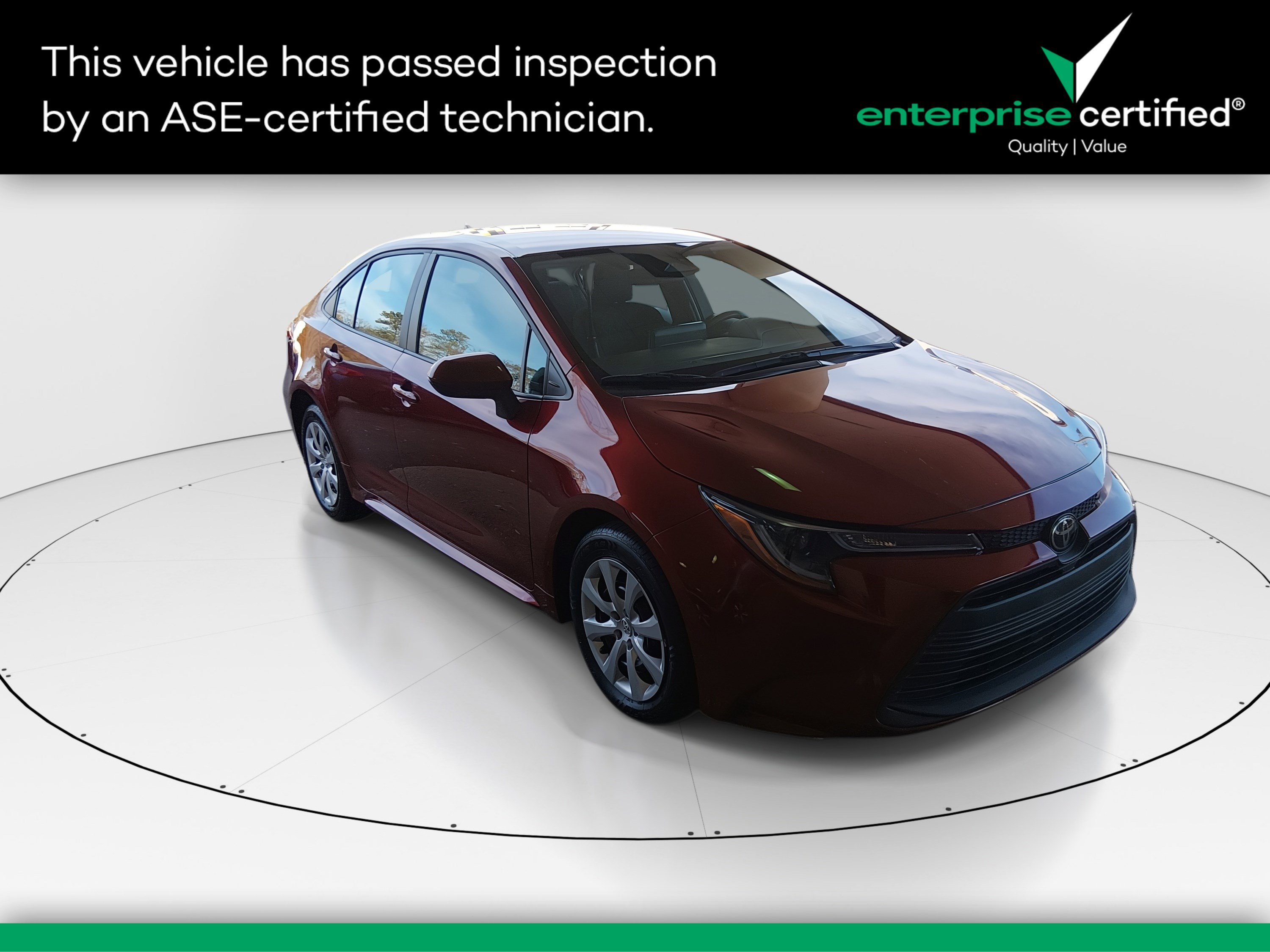 2024 Toyota Corolla LE's photo