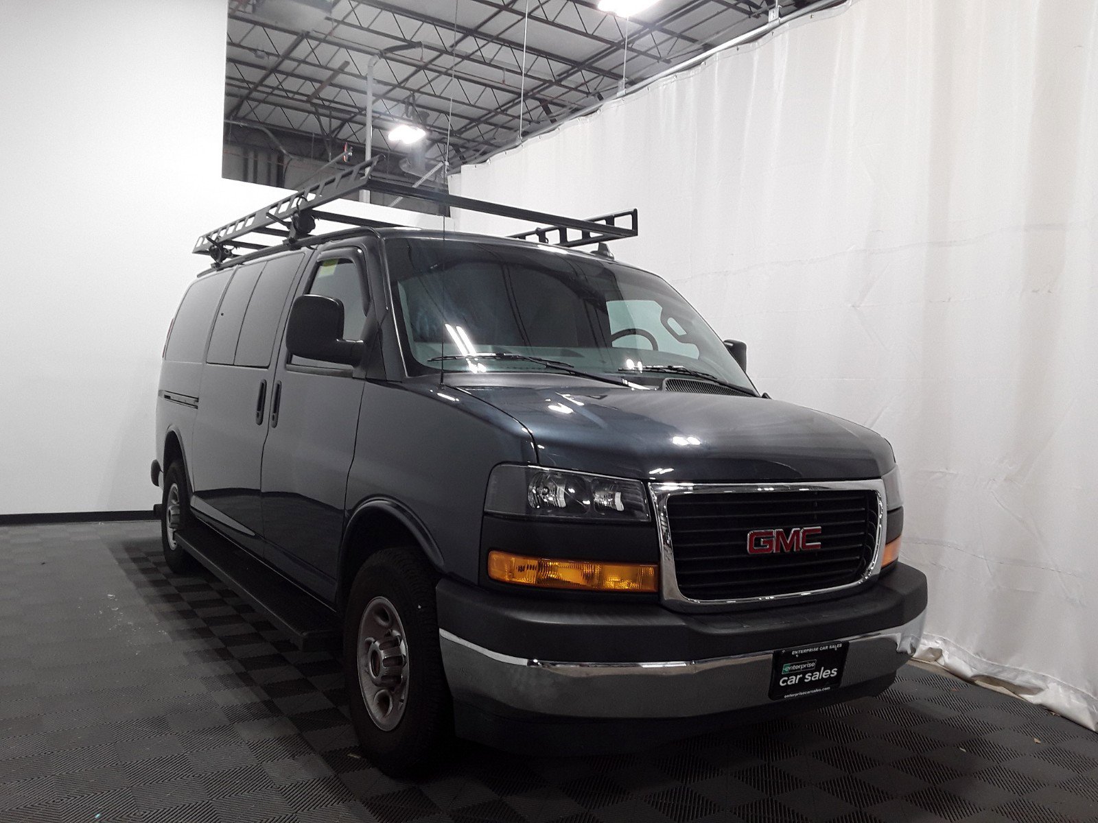 2020 GMC Savana Cargo Van RWD 2500 135